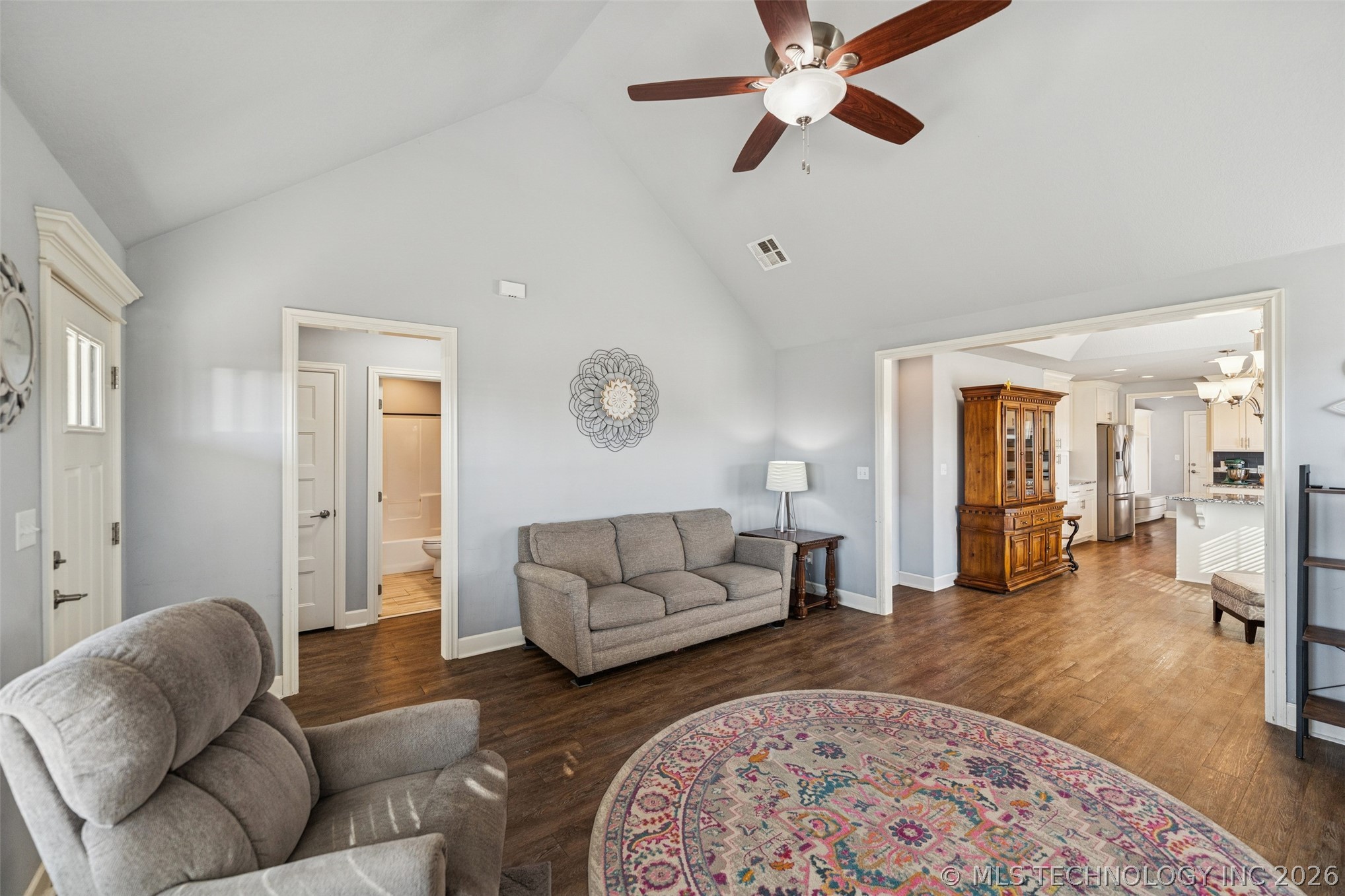 734 S Chickasaw Avenue Property Photo 8