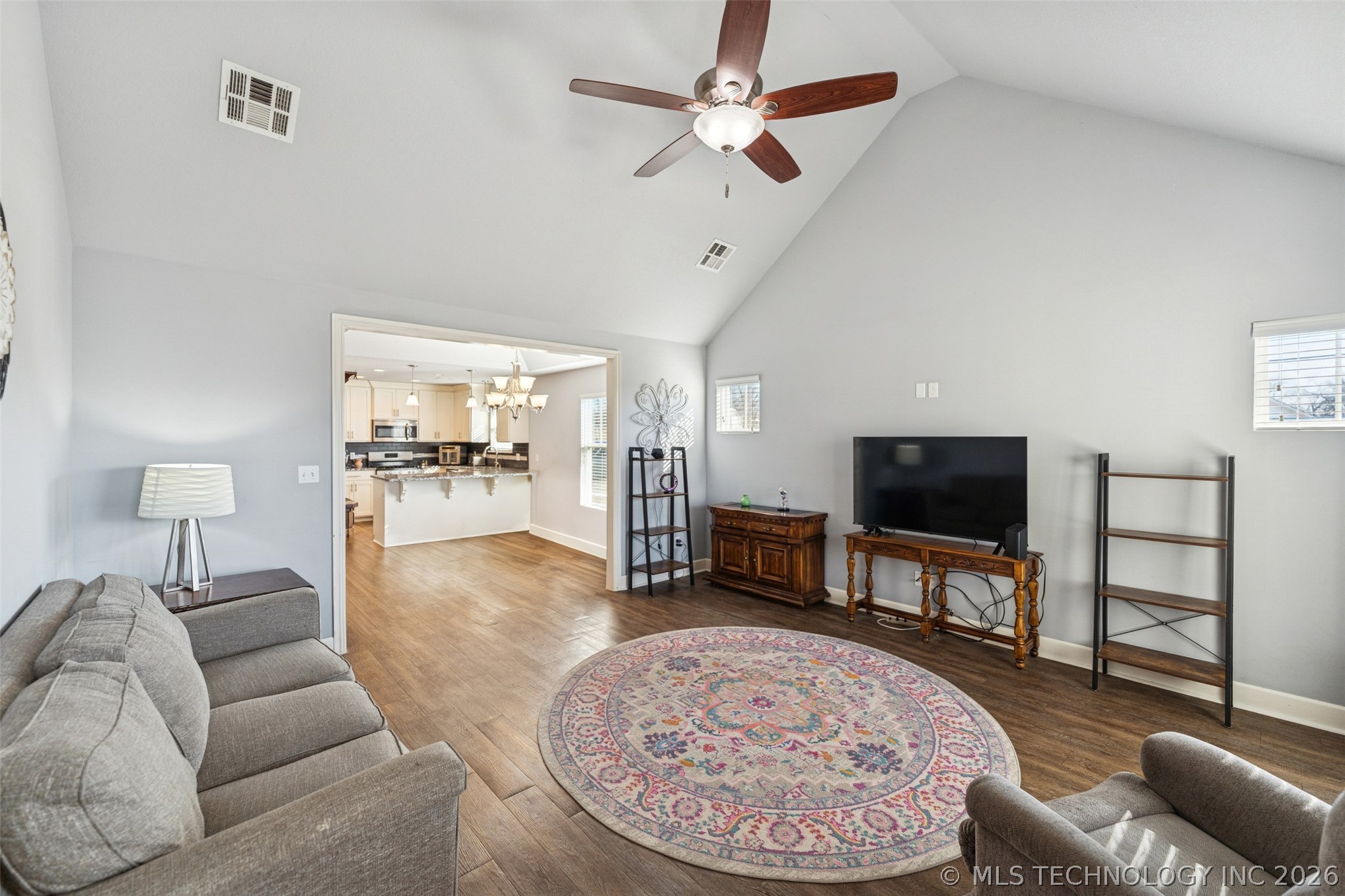 734 S Chickasaw Avenue Property Photo 10