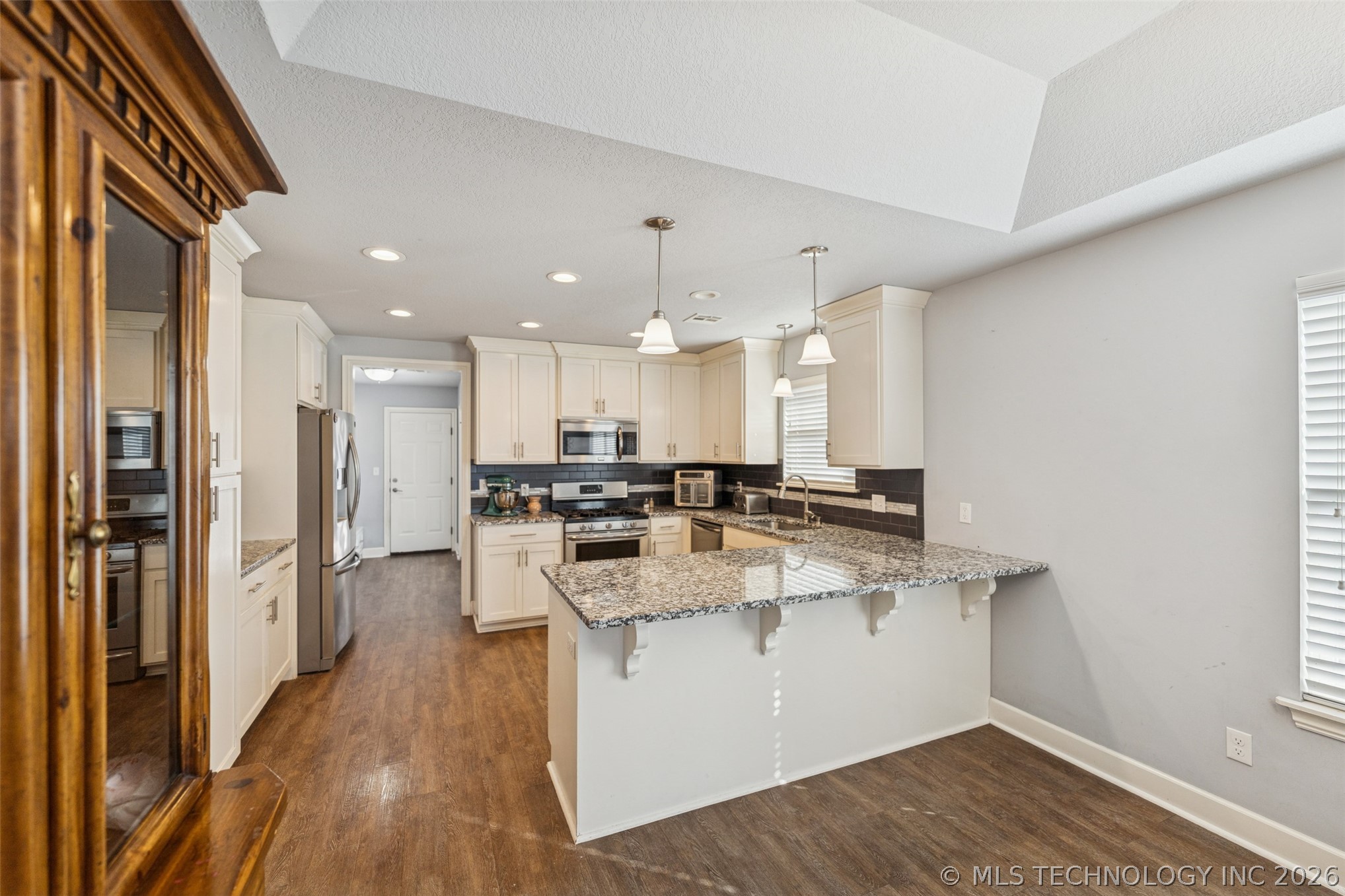 734 S Chickasaw Avenue Property Photo 14