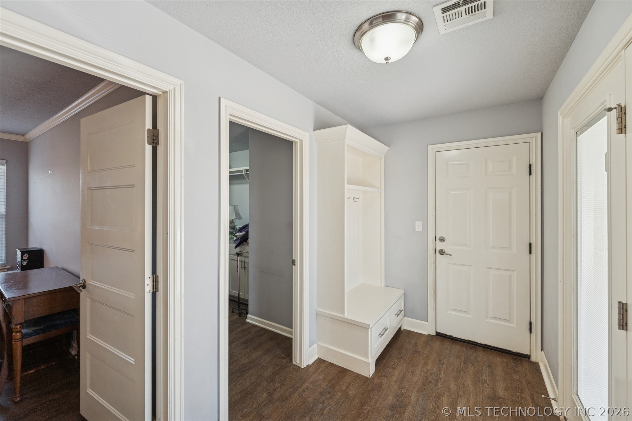 734 S Chickasaw Avenue Property Photo 28