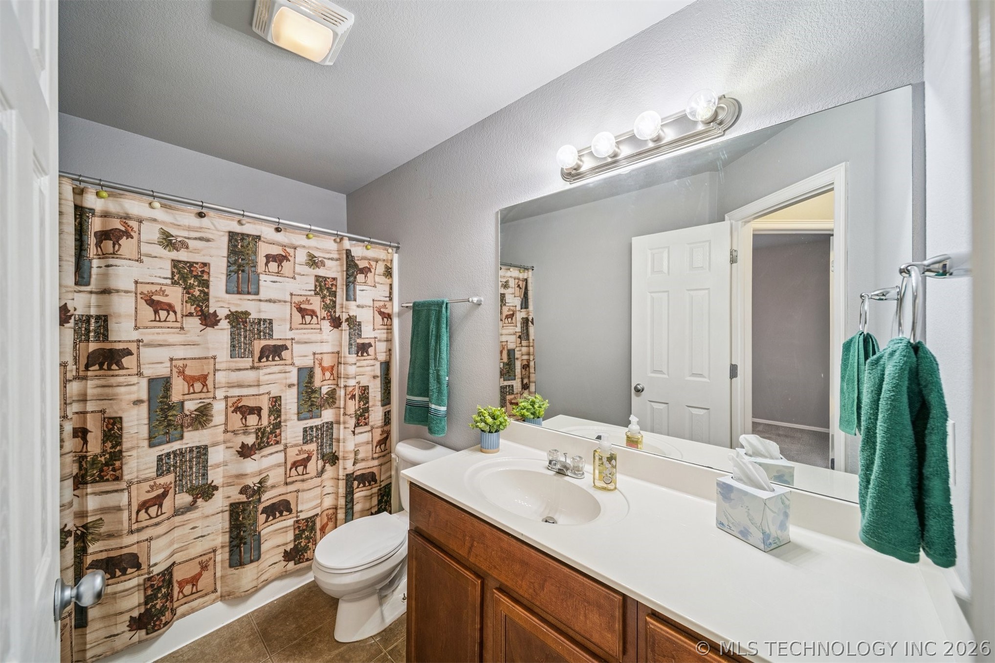 12304 S 270th East Avenue Property Photo 17