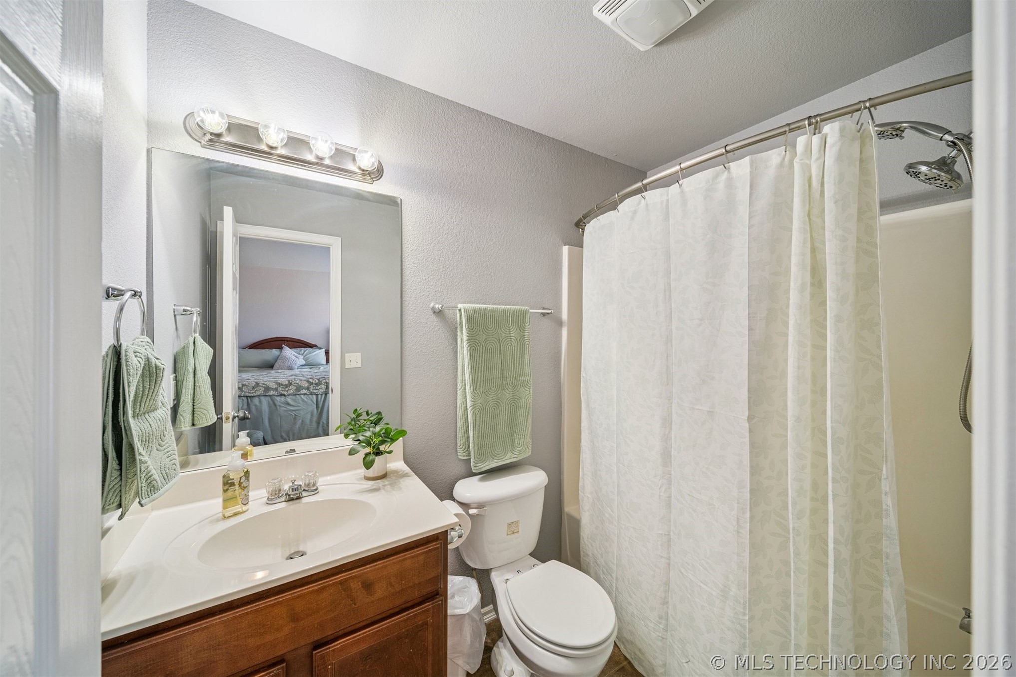12304 S 270th East Avenue Property Photo 20