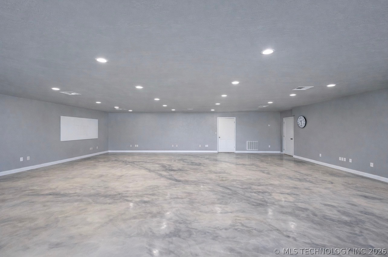 729 S 6th Street Property Photo 7