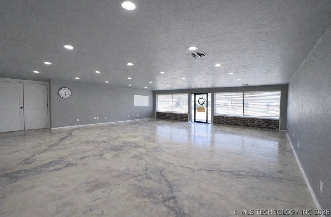 729 S 6th Street Property Photo 10