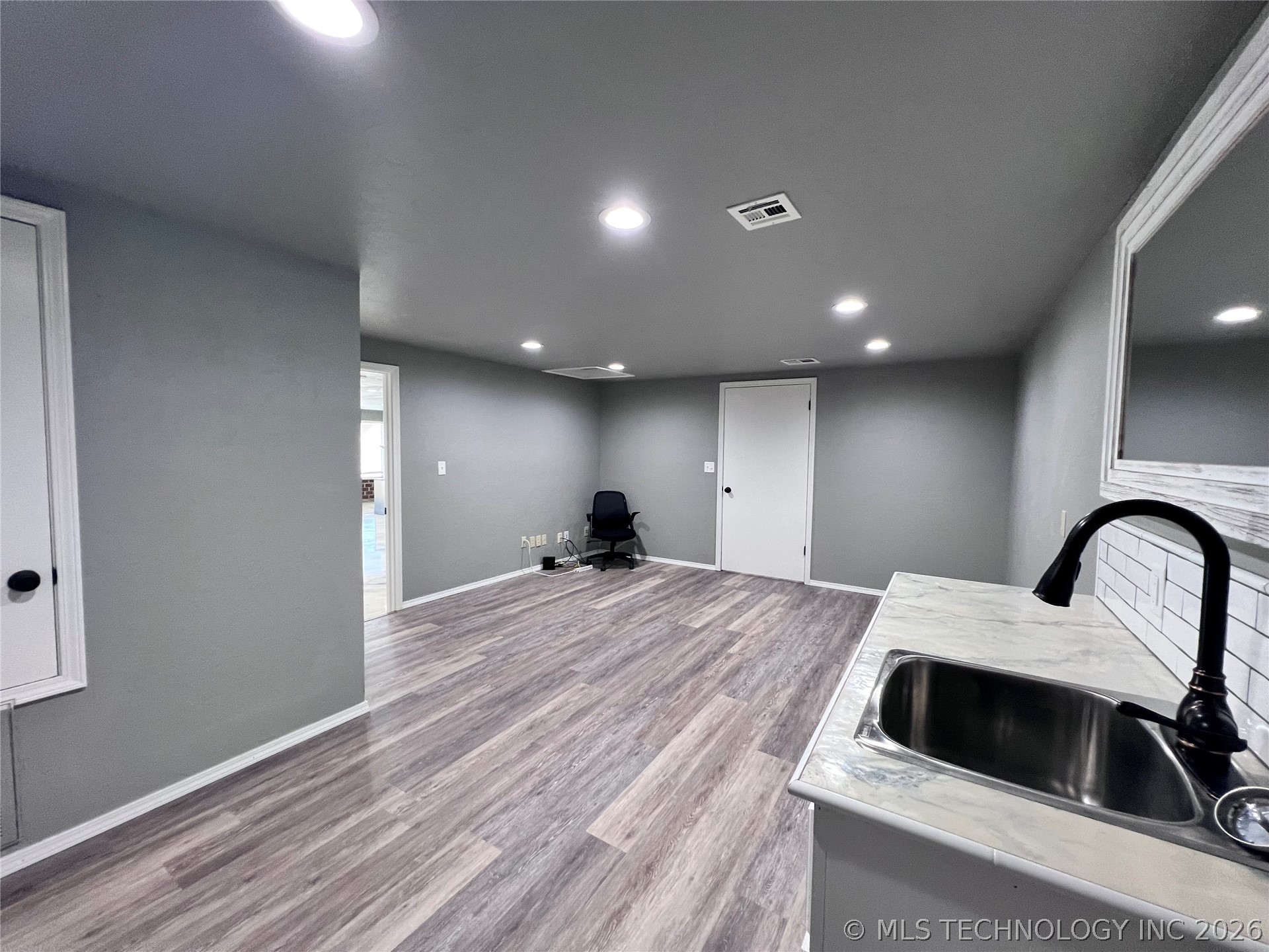 729 S 6th Street Property Photo 14