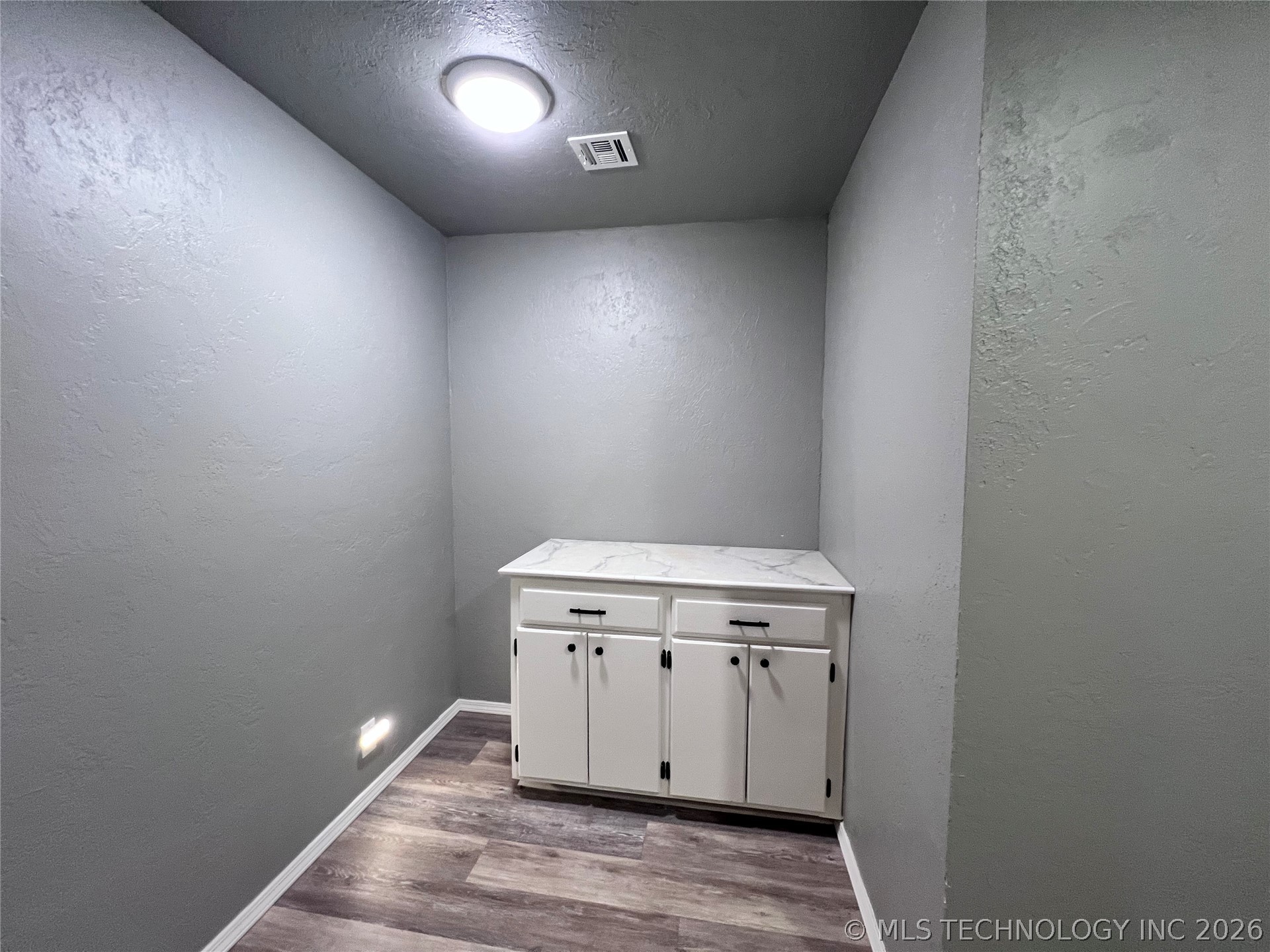 729 S 6th Street Property Photo 19