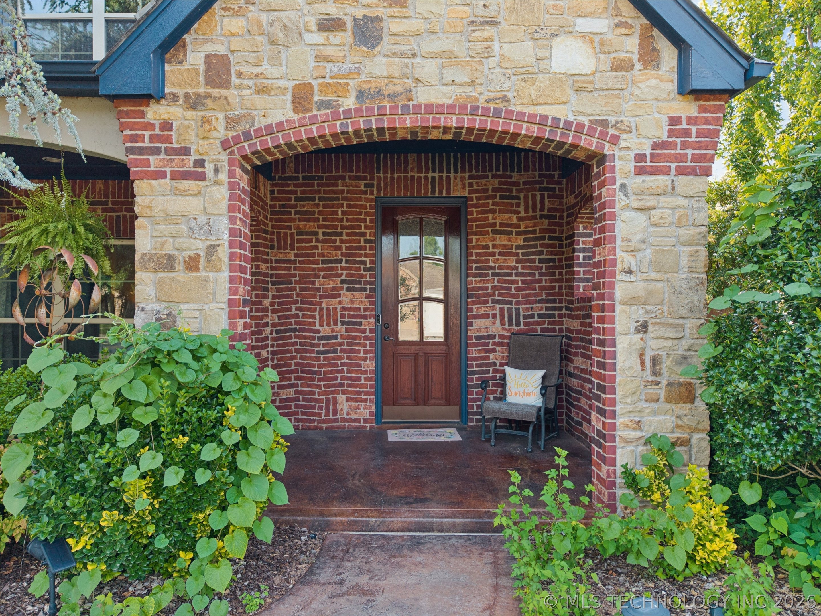 12564 S 71st East Avenue Property Photo 5