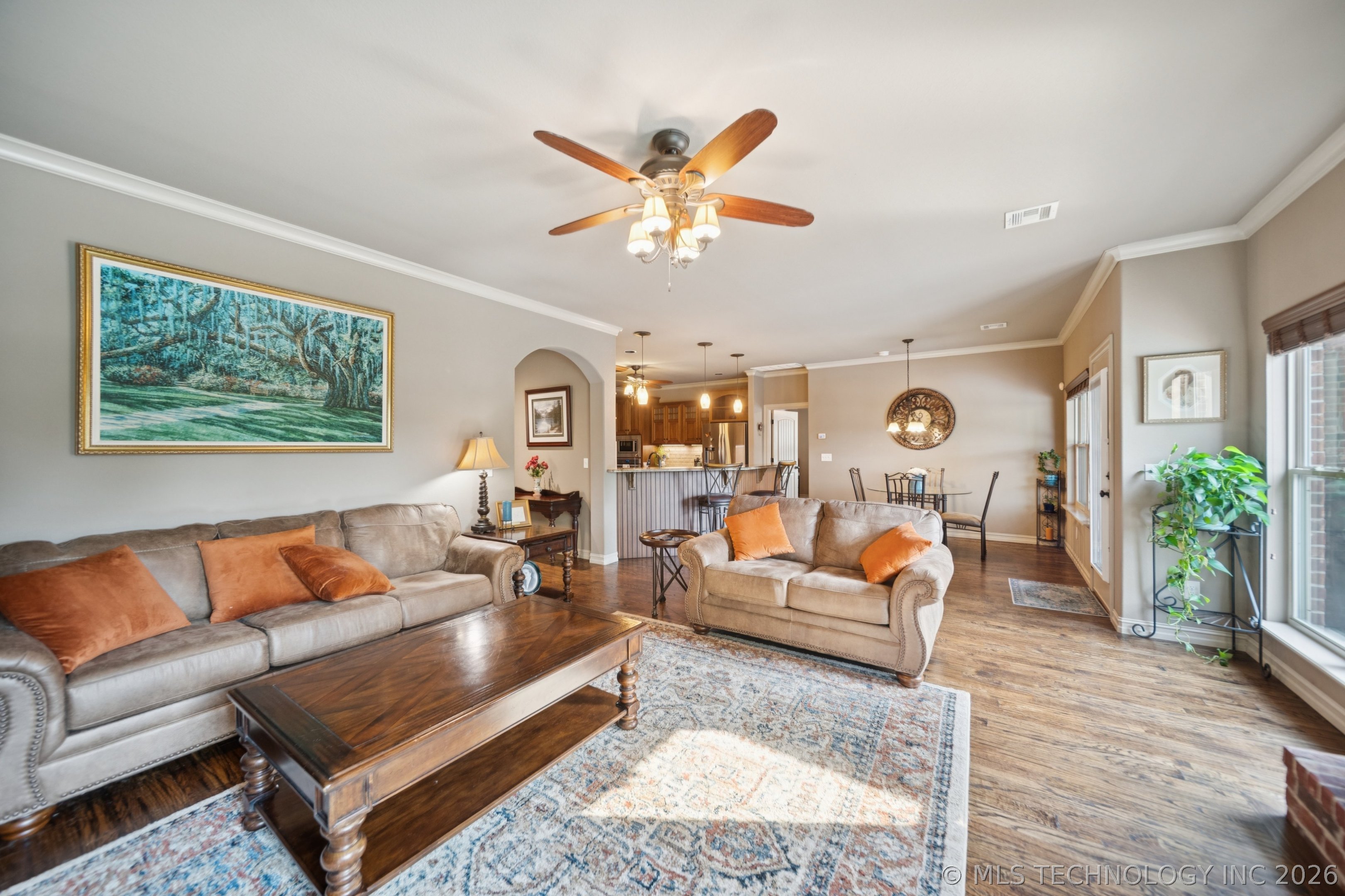 12564 S 71st East Avenue Property Photo 9