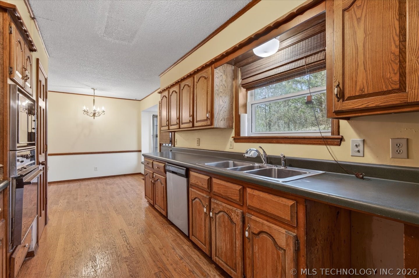 809 Whippoorwill Court Property Photo 10