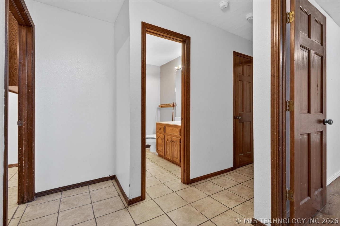 809 Whippoorwill Court Property Photo 22