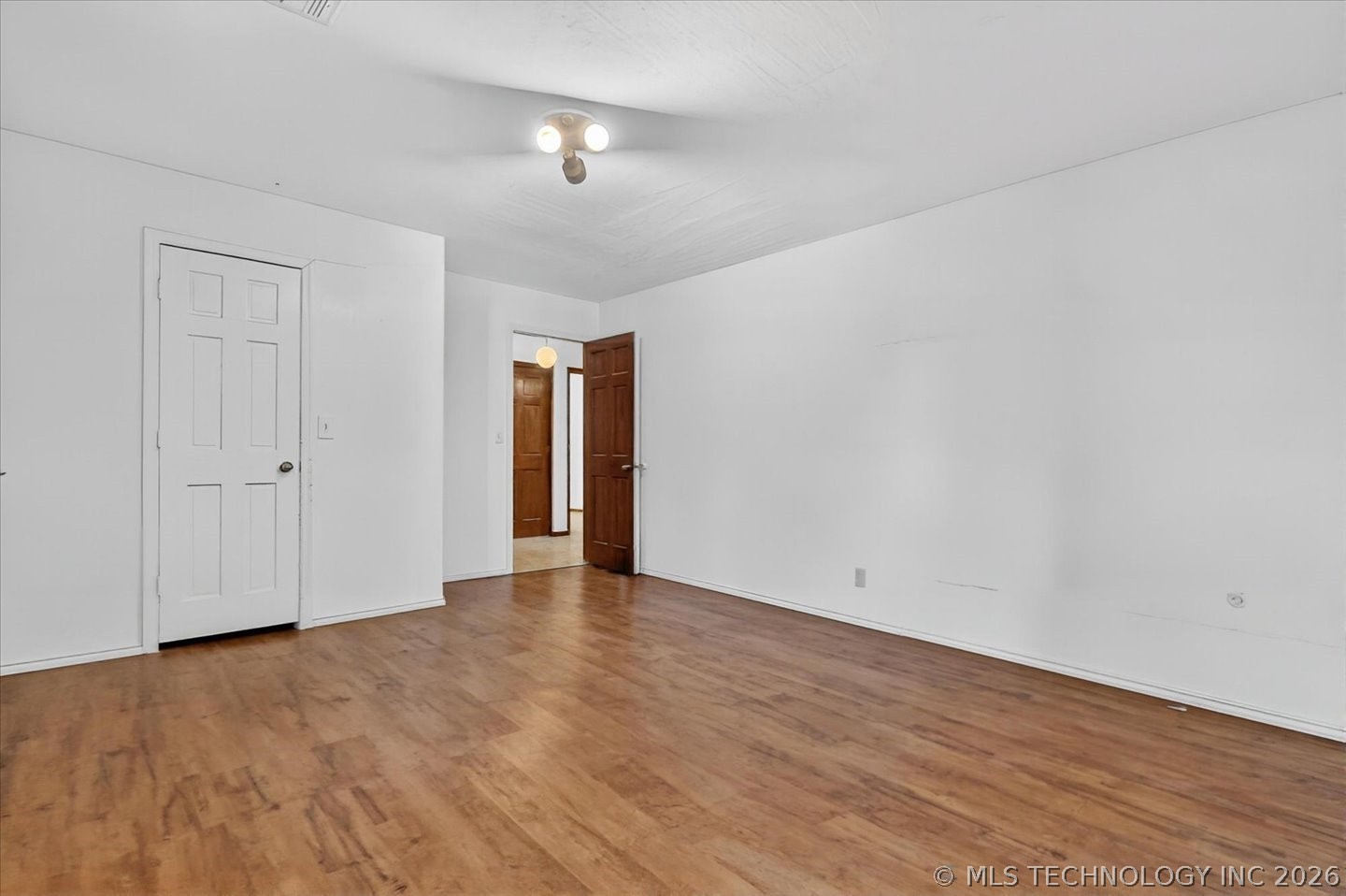 809 Whippoorwill Court Property Photo 24