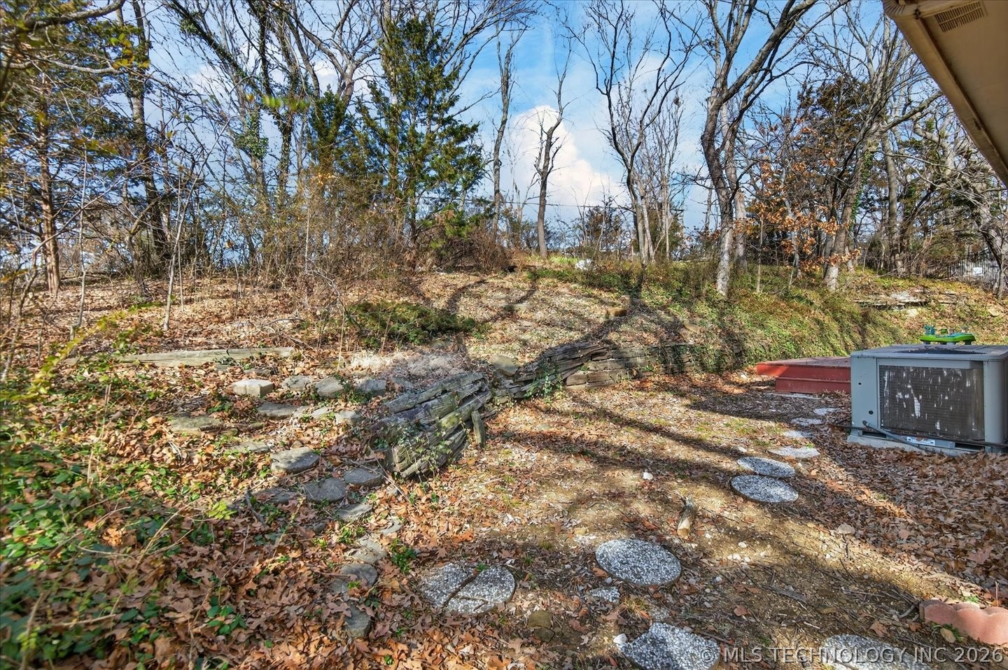 809 Whippoorwill Court Property Photo 31