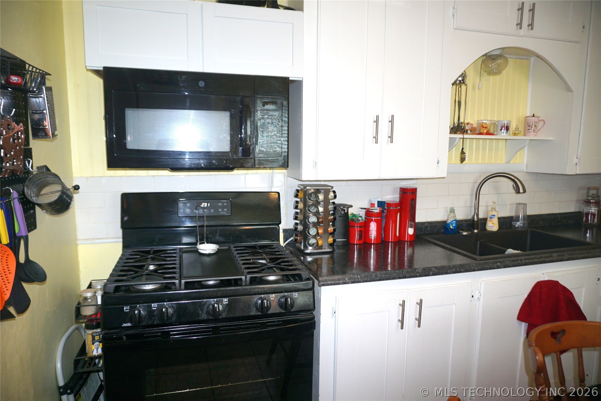 205 Washington Street Property Photo 6