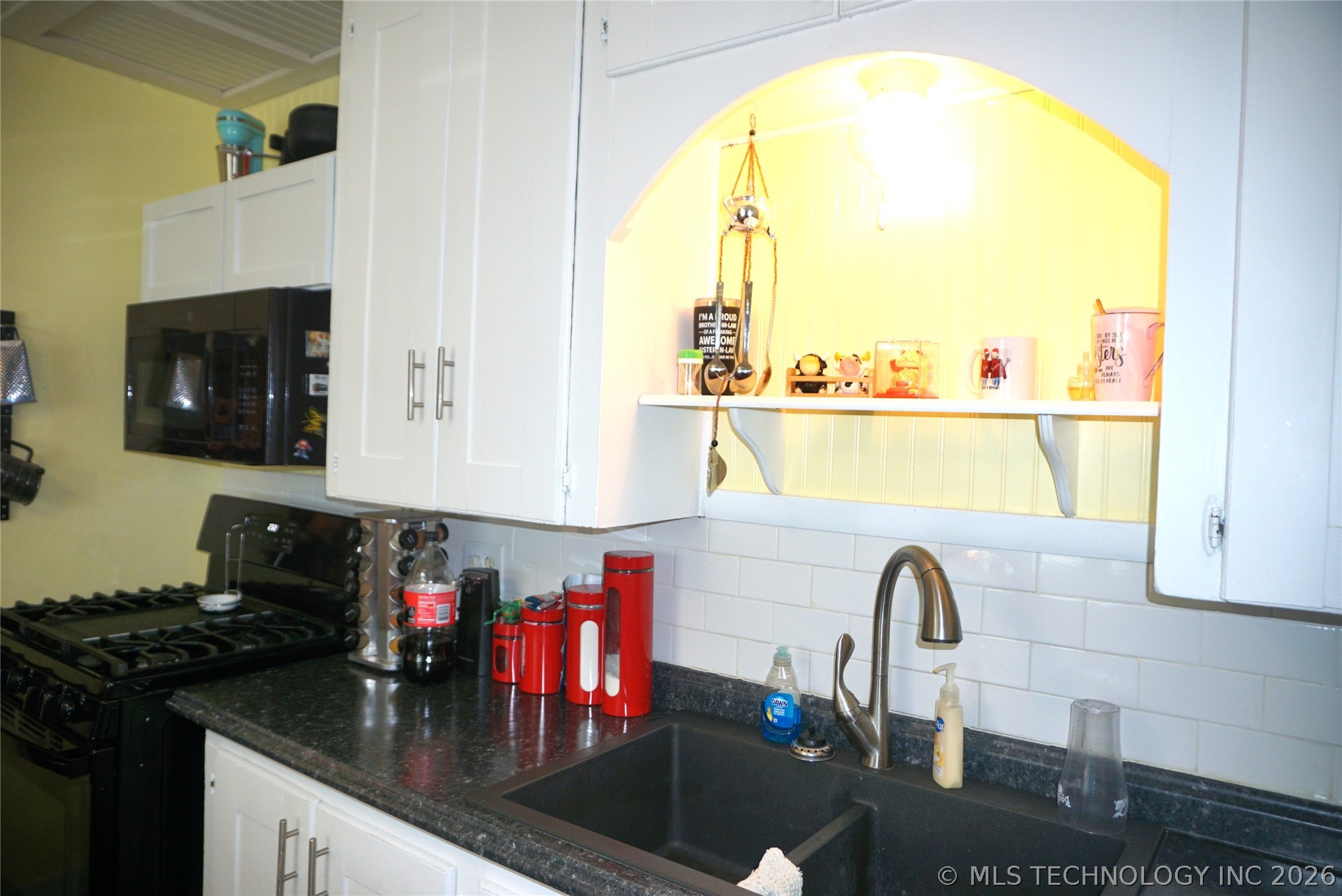 205 Washington Street Property Photo 7