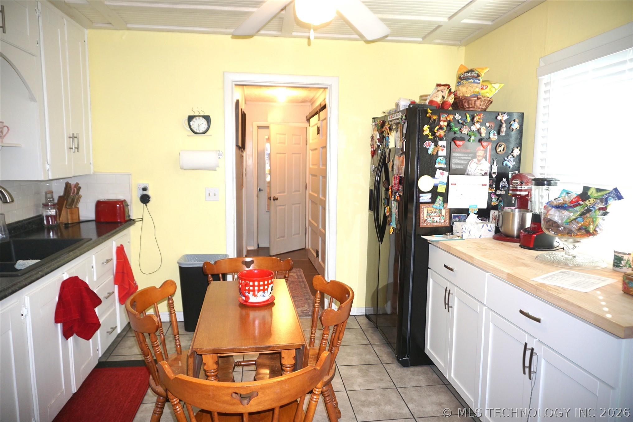 205 Washington Street Property Photo 8