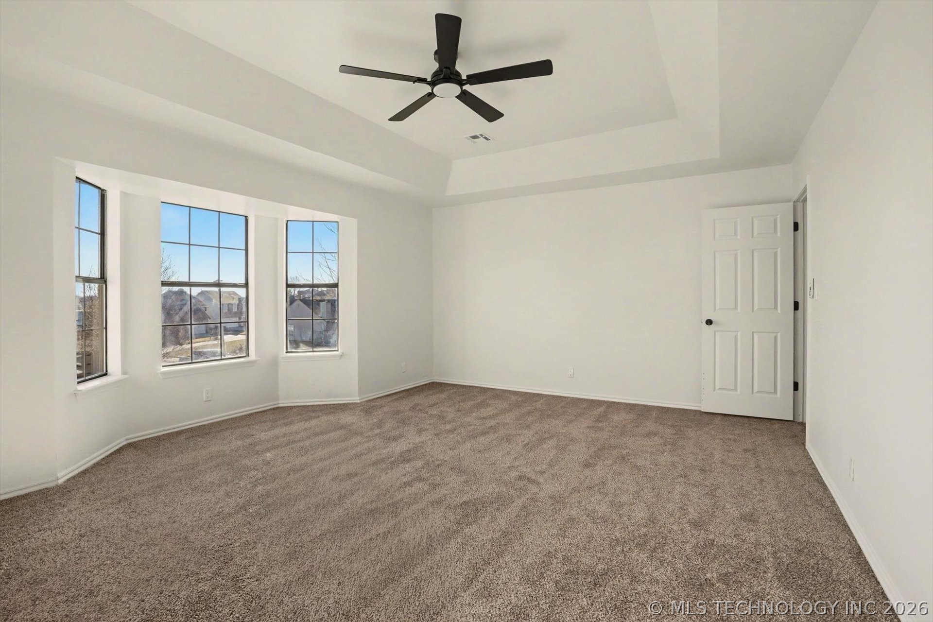 9240 S 95th East Avenue Property Photo 24