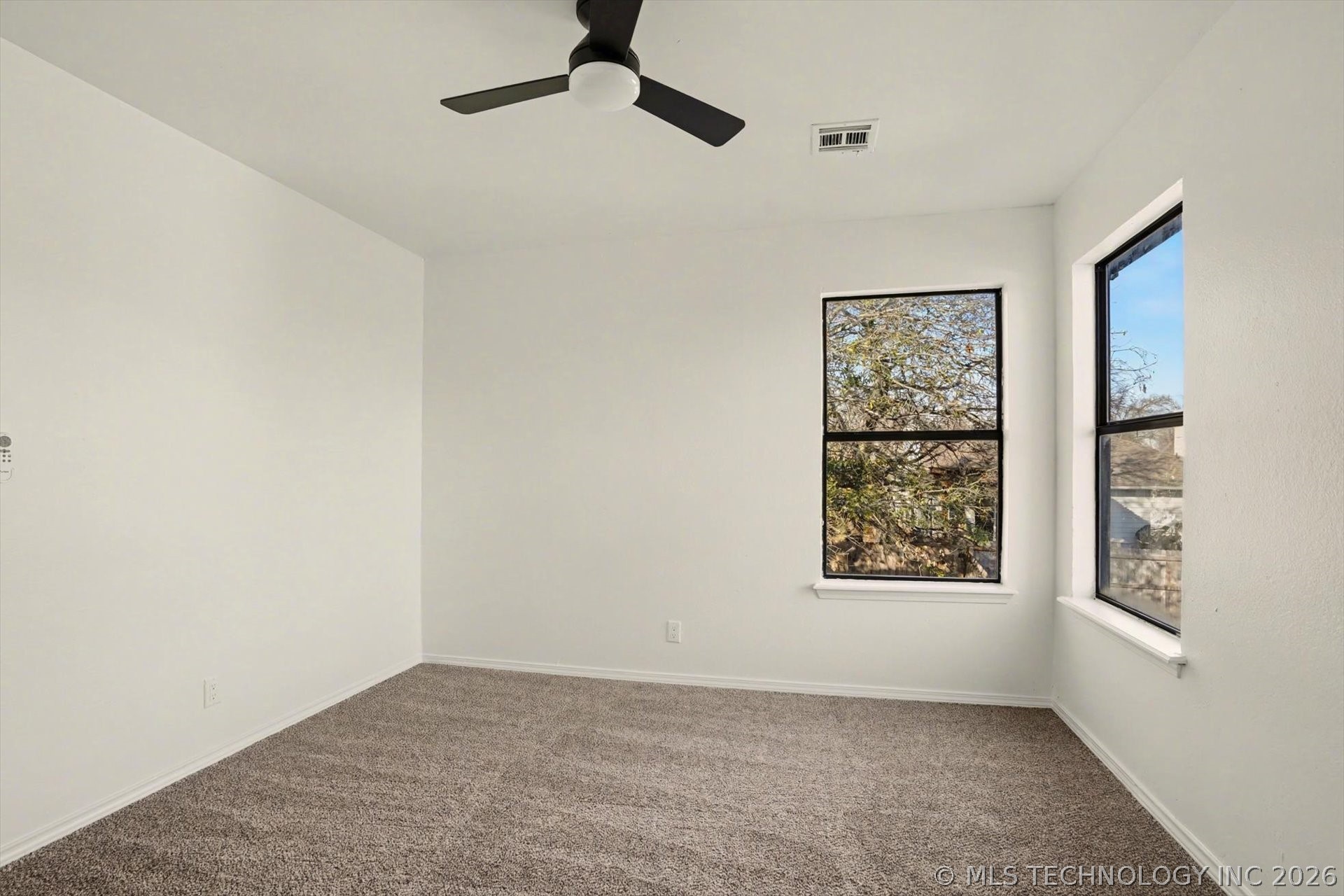 9240 S 95th East Avenue Property Photo 30