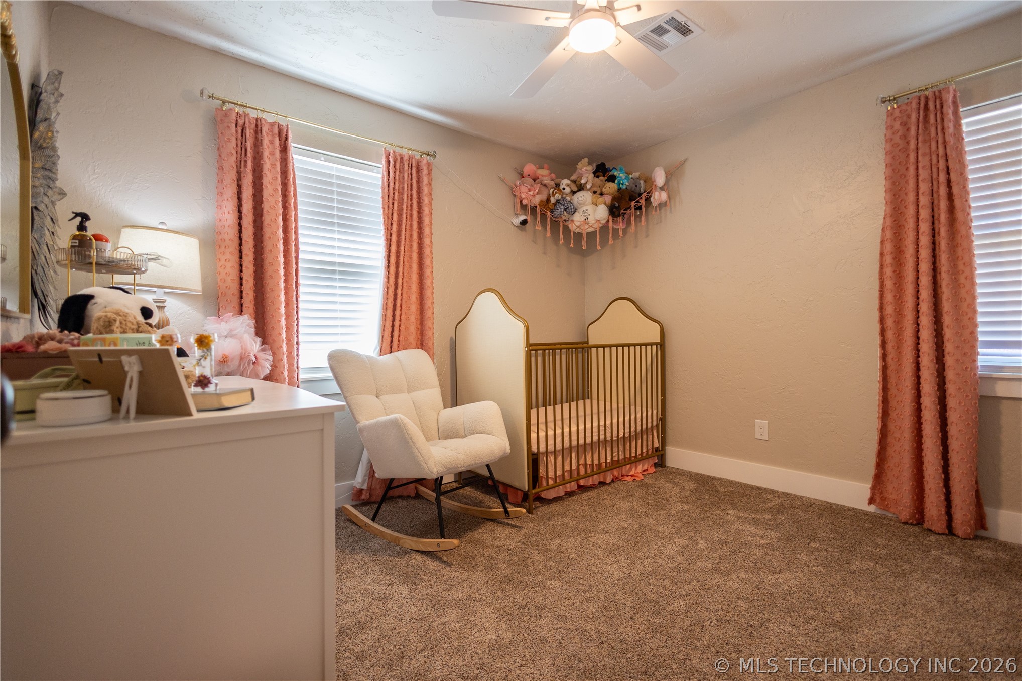 1020 Ash Property Photo 15