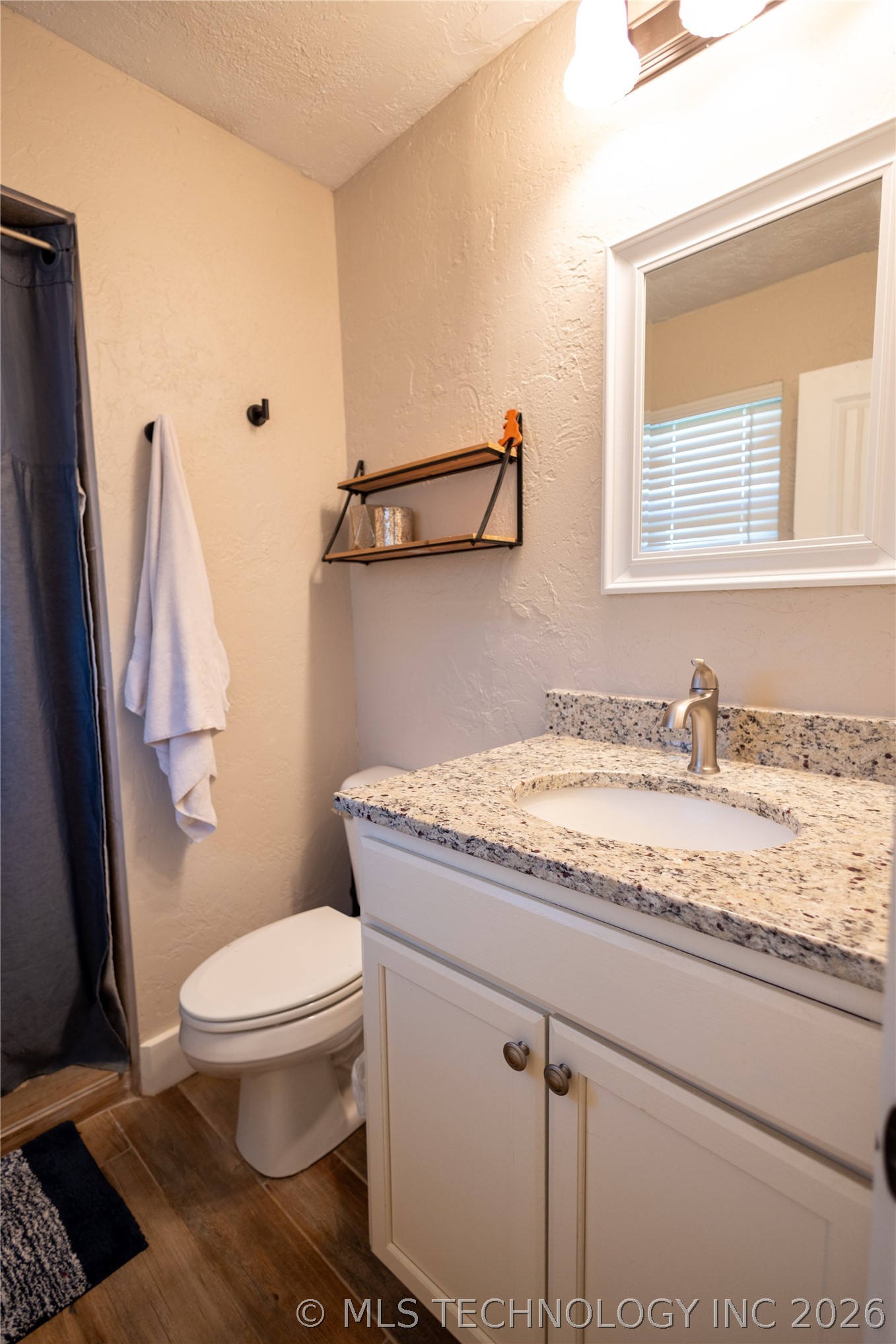 1020 Ash Property Photo 20