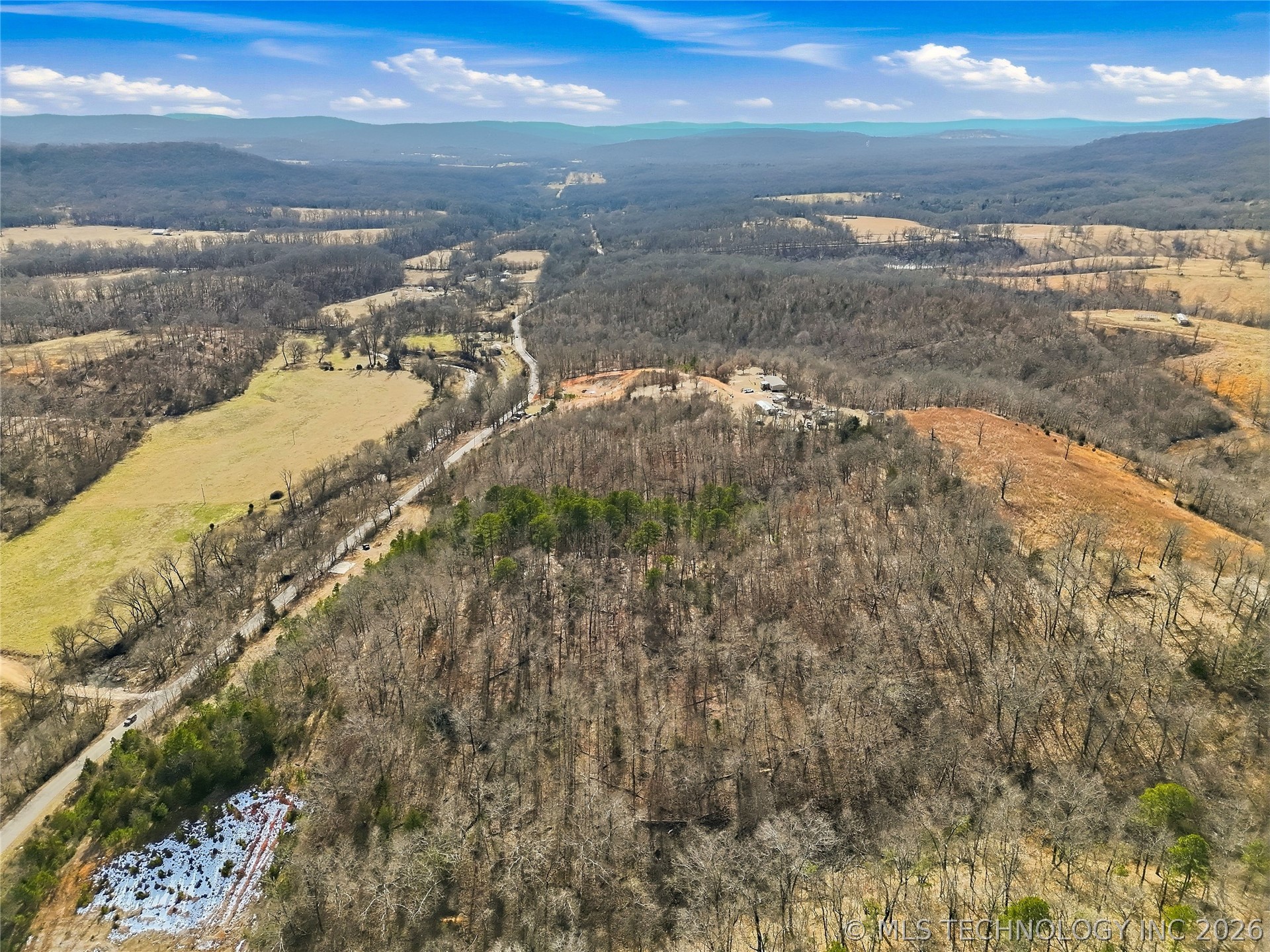 4735 Road Property Photo 1