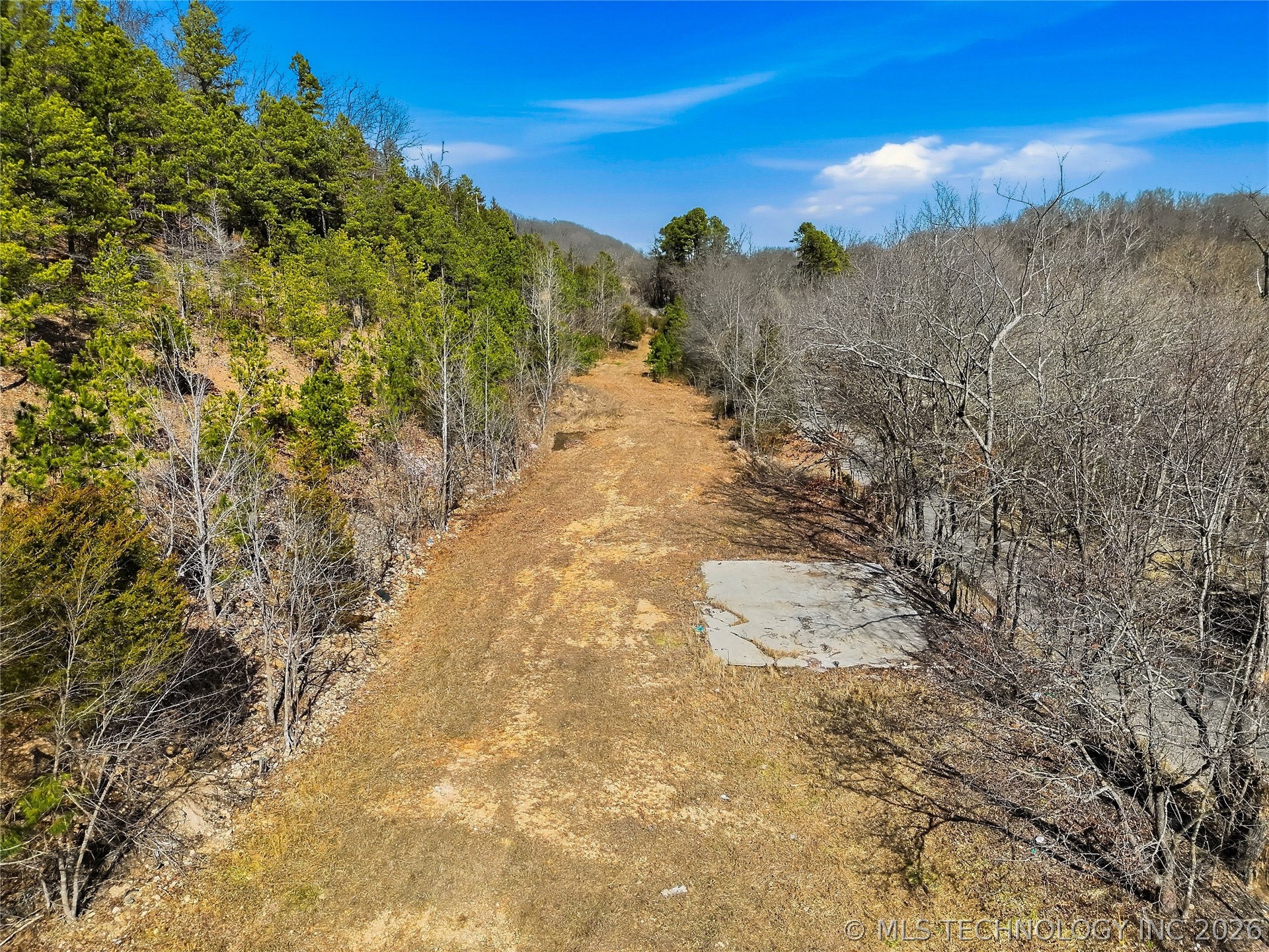 4735 Road Property Photo 2