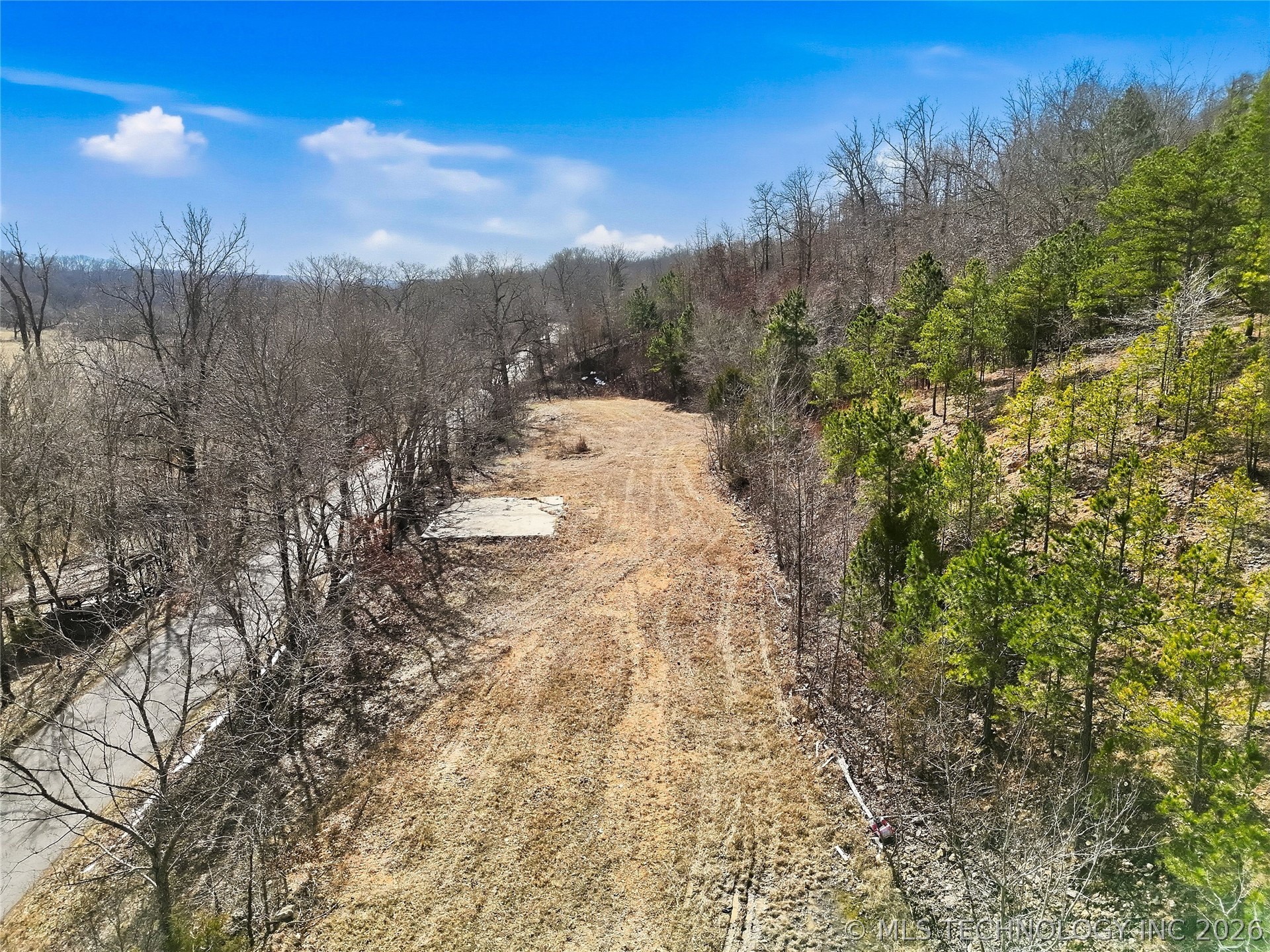 4735 Road Property Photo 6