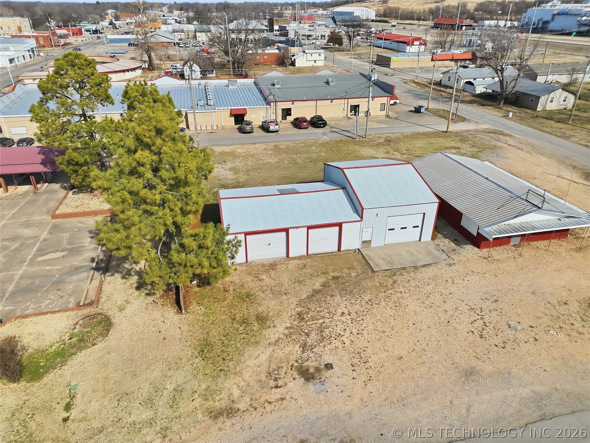 103 W Walnut Street Property Photo 19