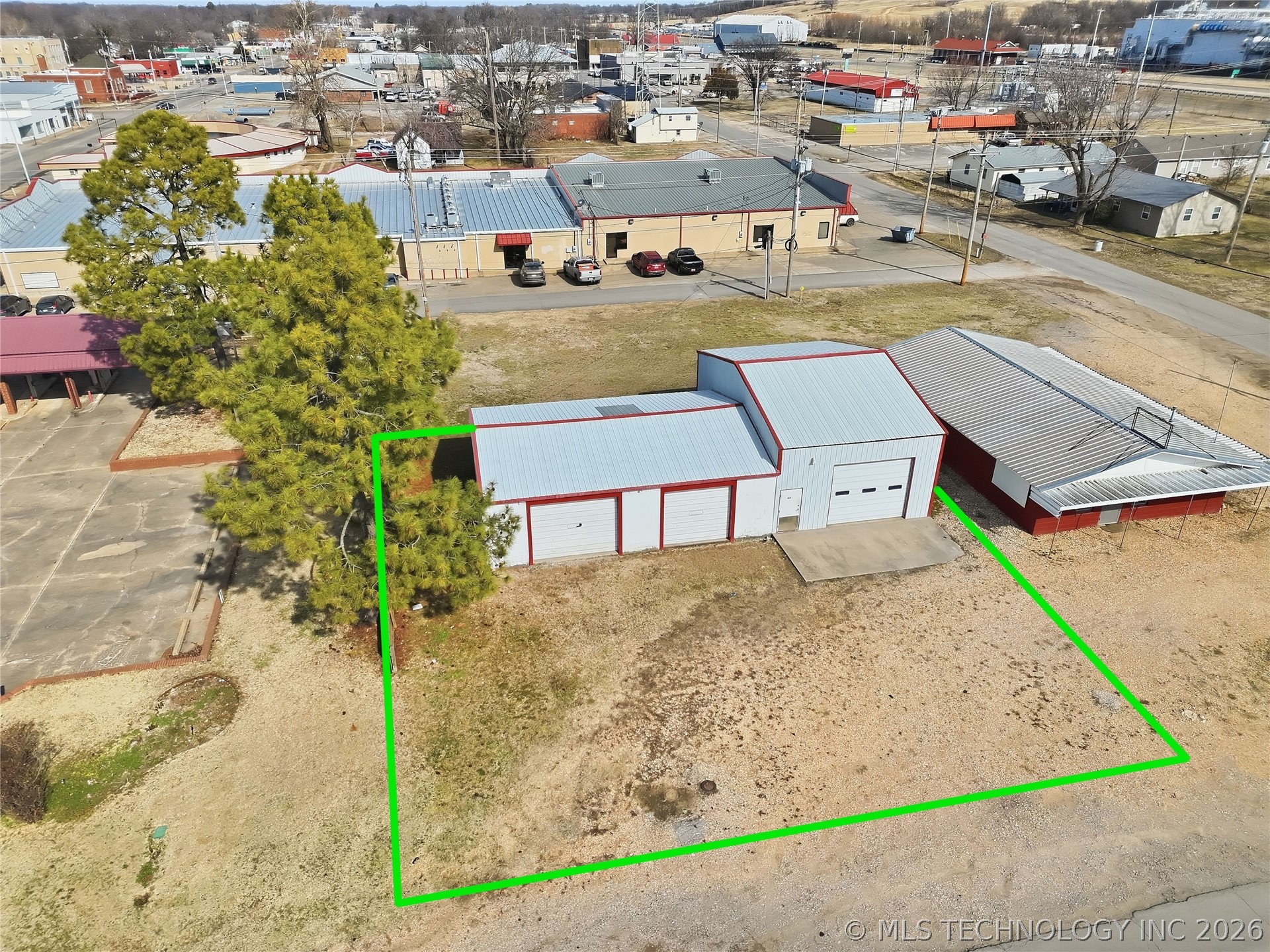 103 W Walnut Street Property Photo 20