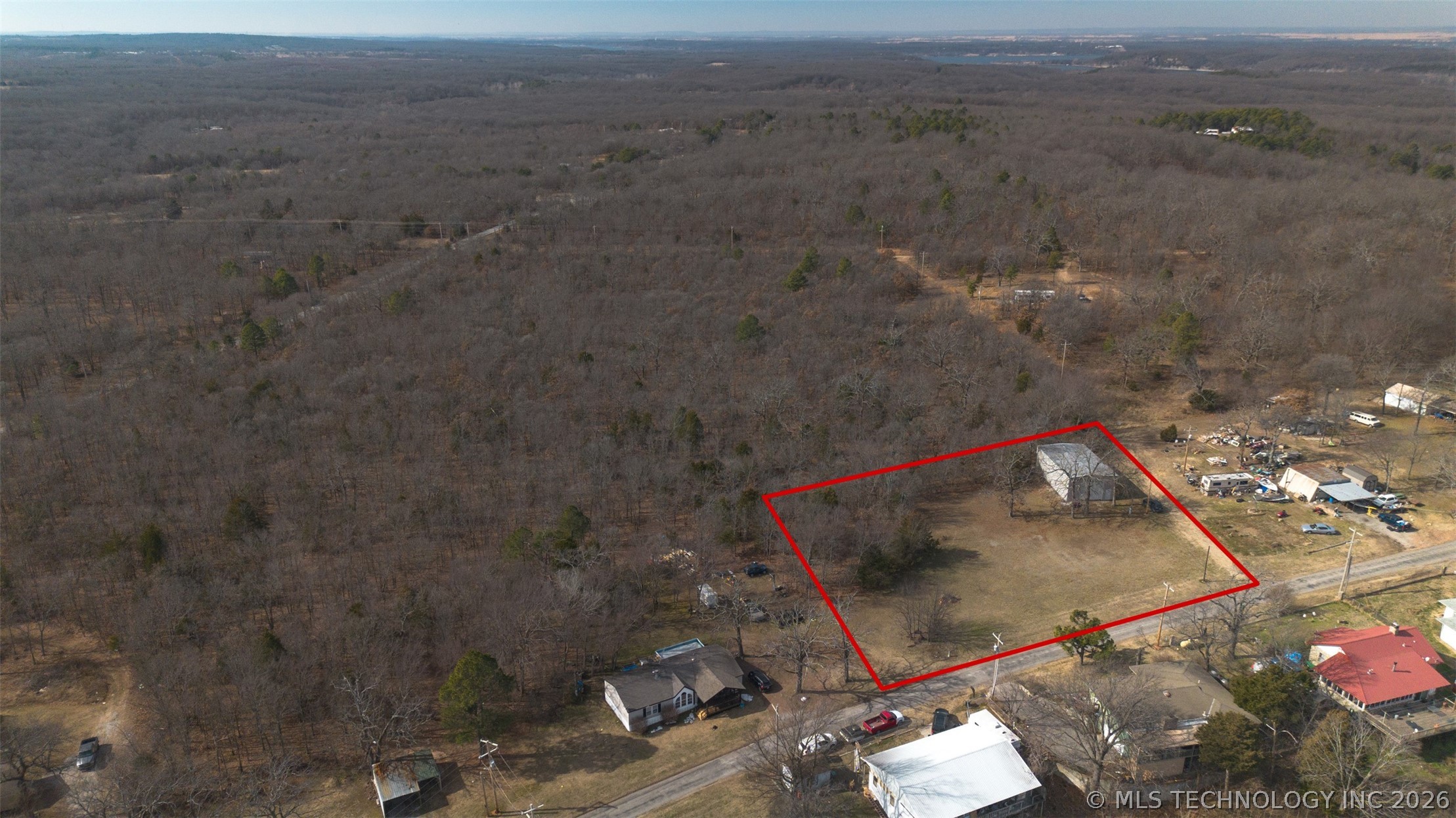 380 E 437 Road Property Photo 3