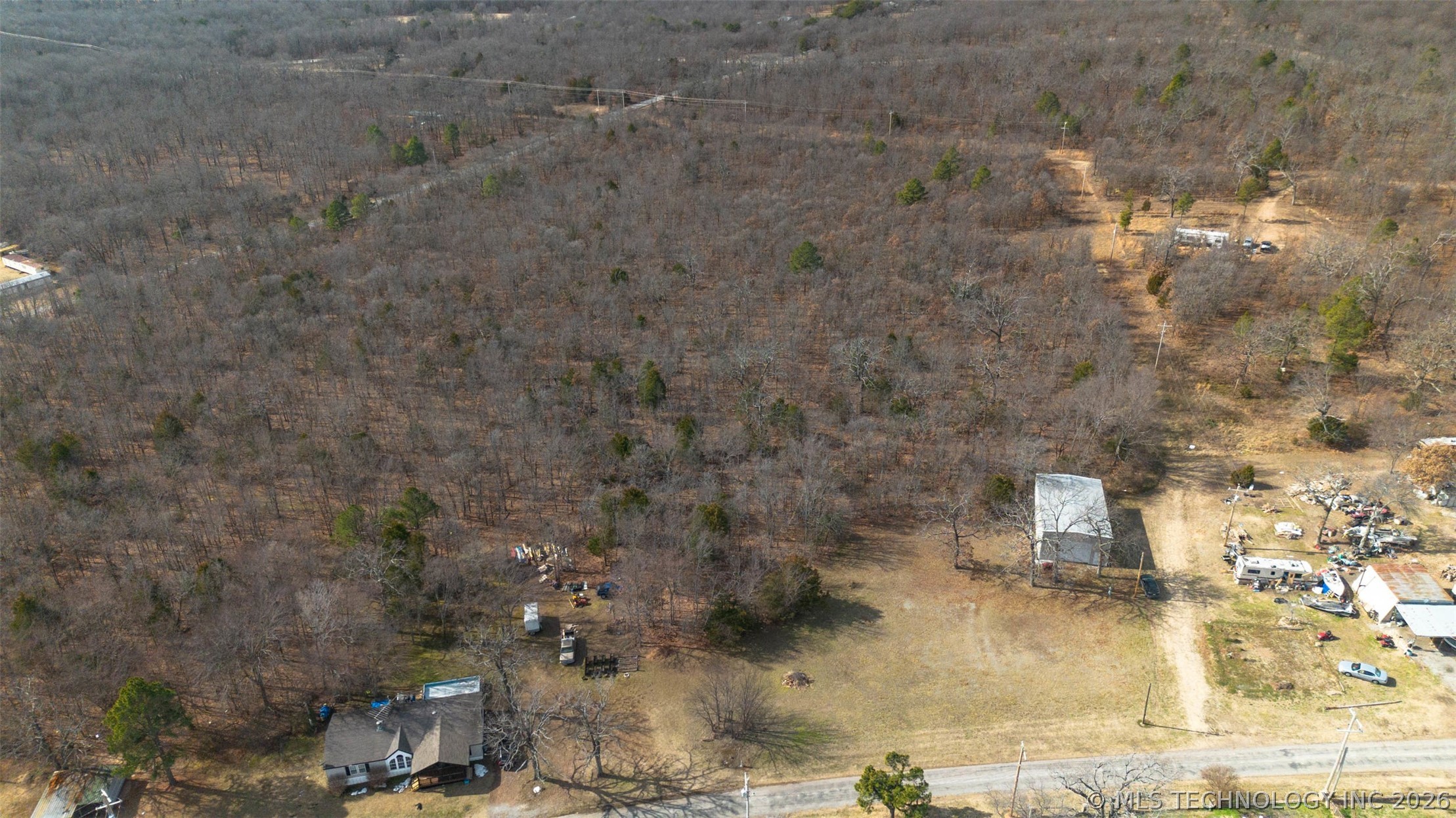 380 E 437 Road Property Photo 14