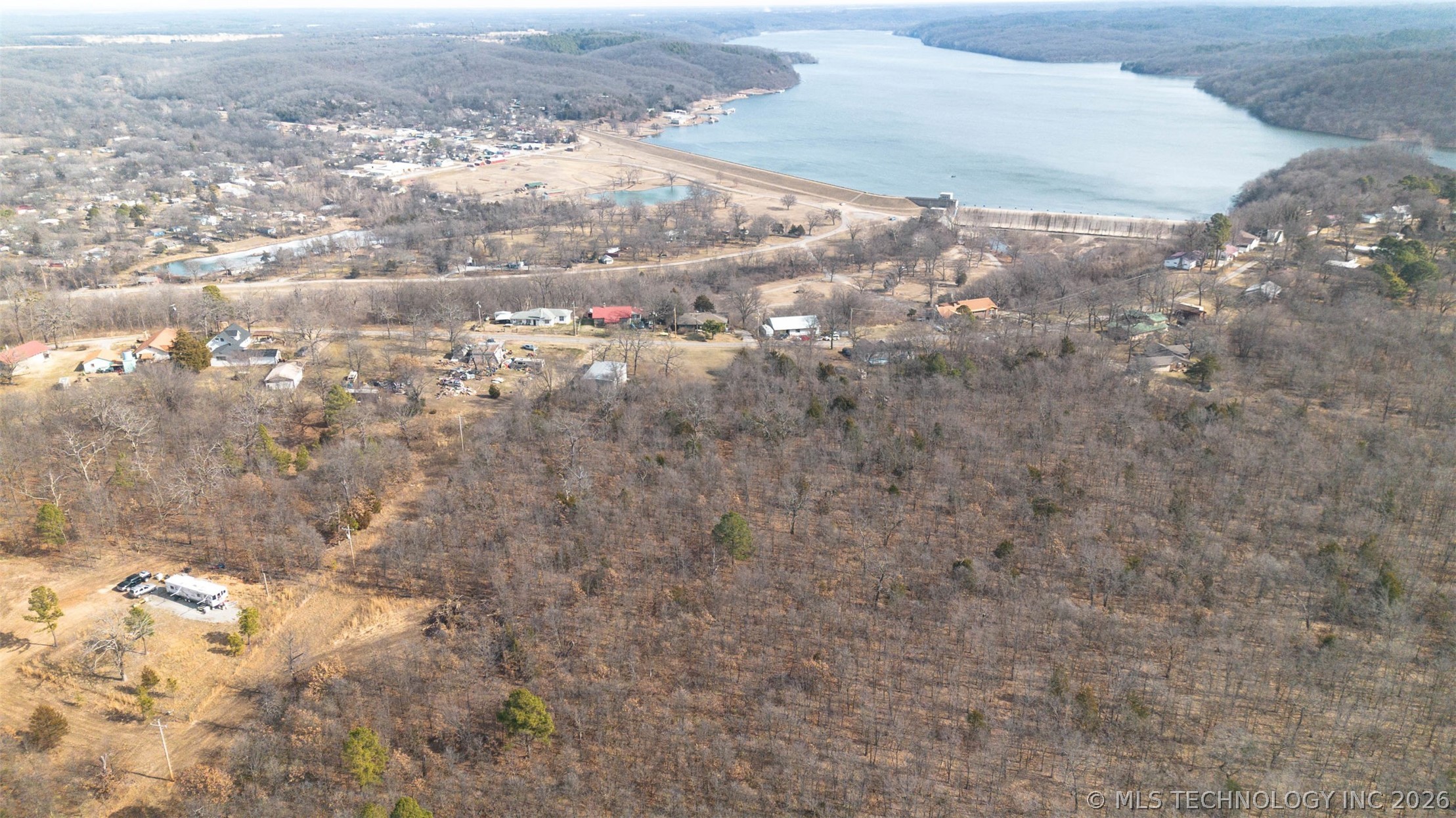 380 E 437 Road Property Photo 15