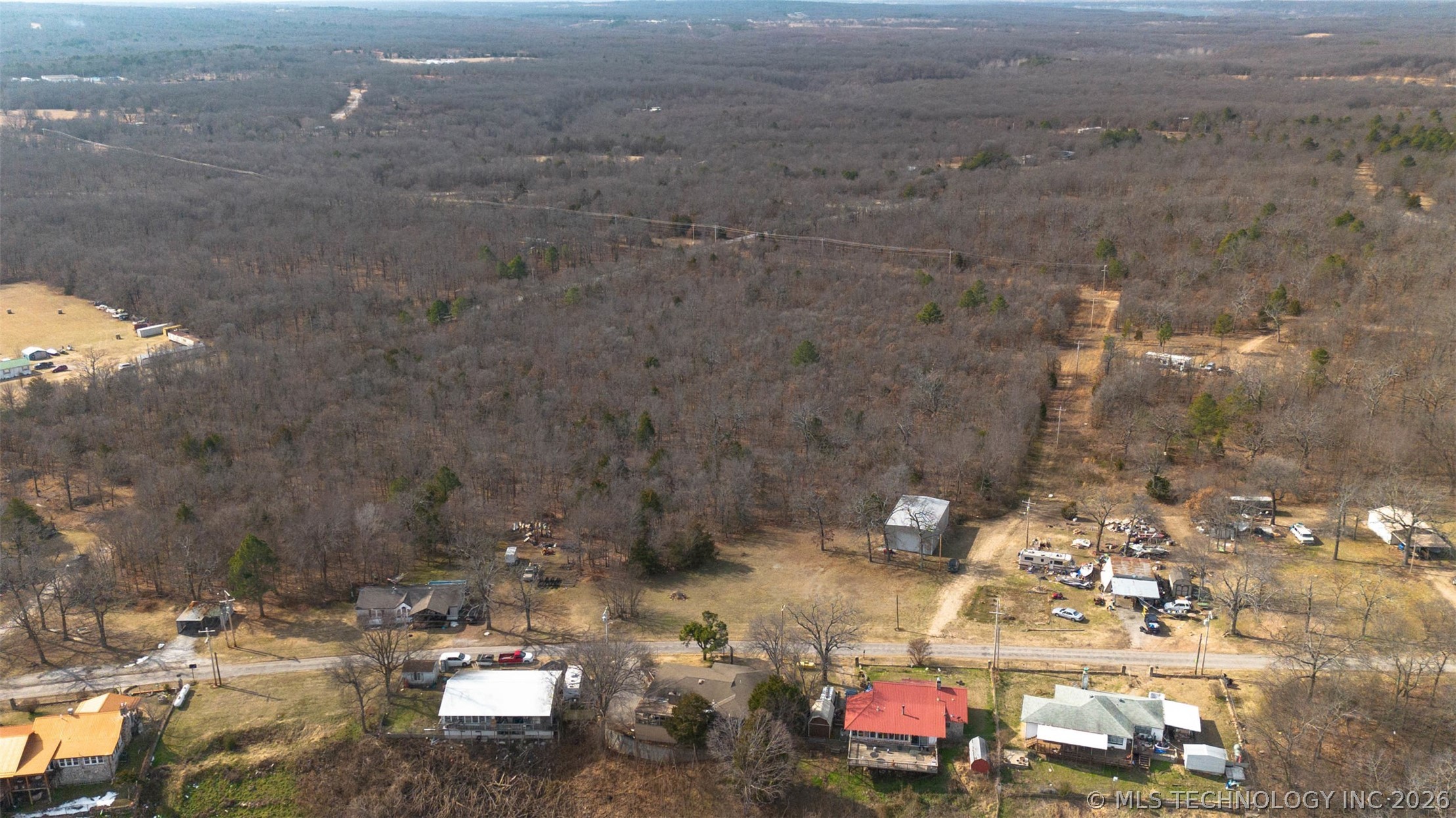 380 E 437 Road Property Photo 16