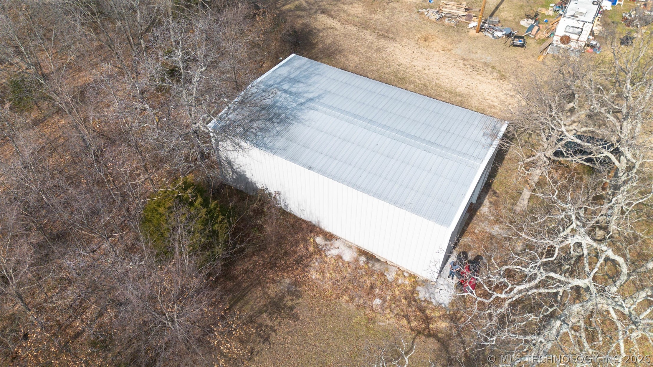 380 E 437 Road Property Photo 18