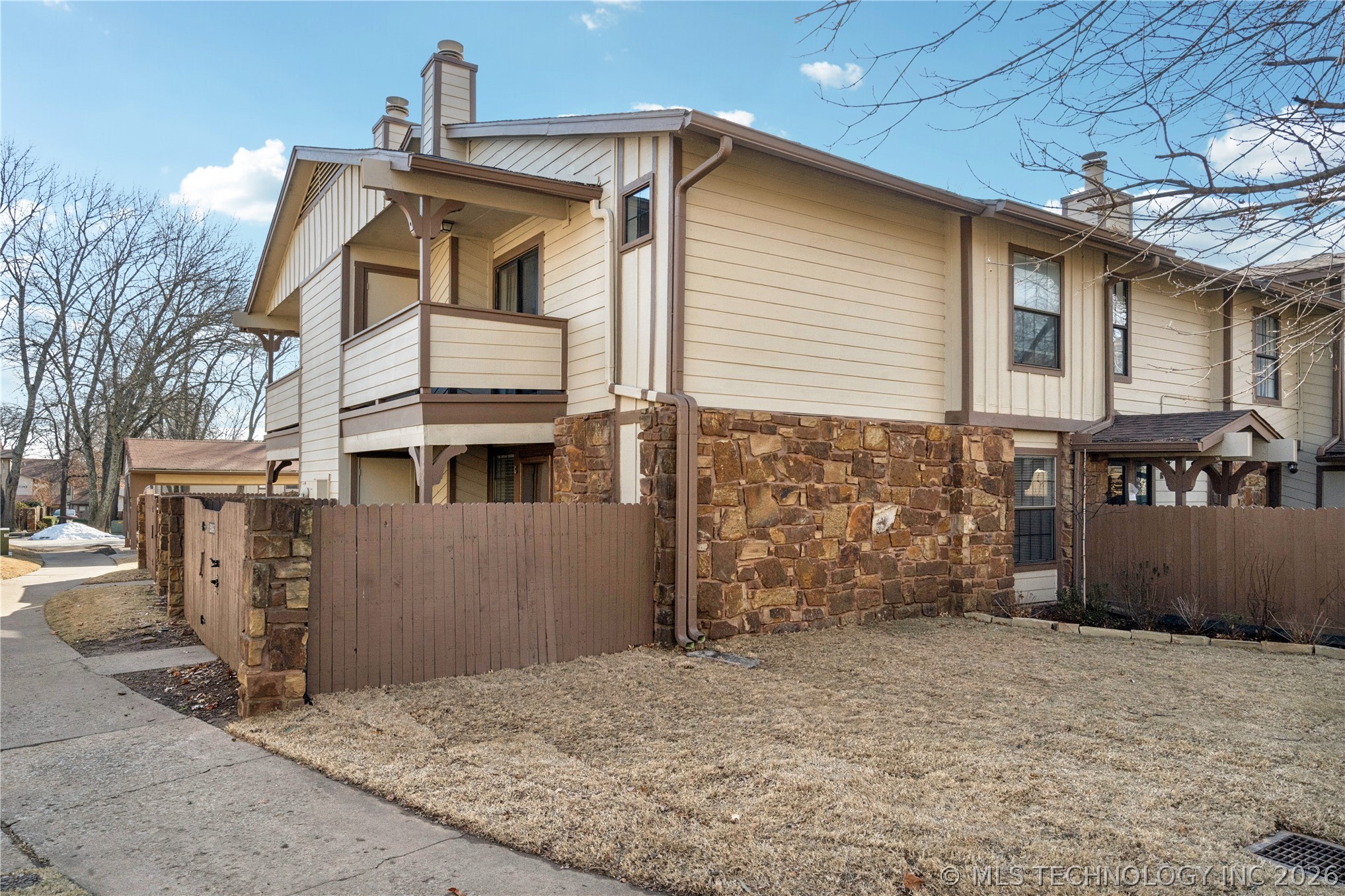 6510 S Memorial Drive 17G Property Photo 1