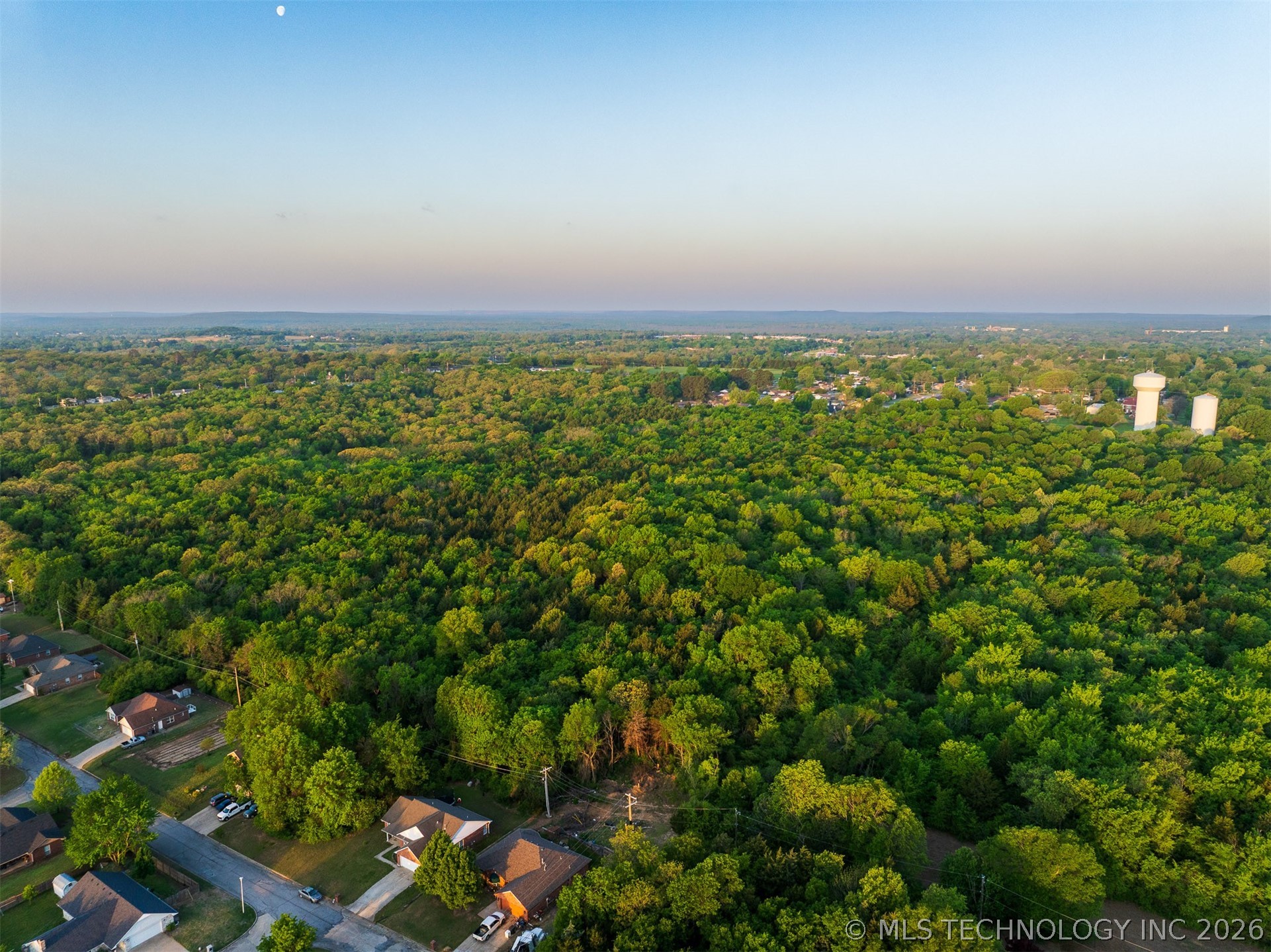 888 Timbercrest Avenue Property Photo 1