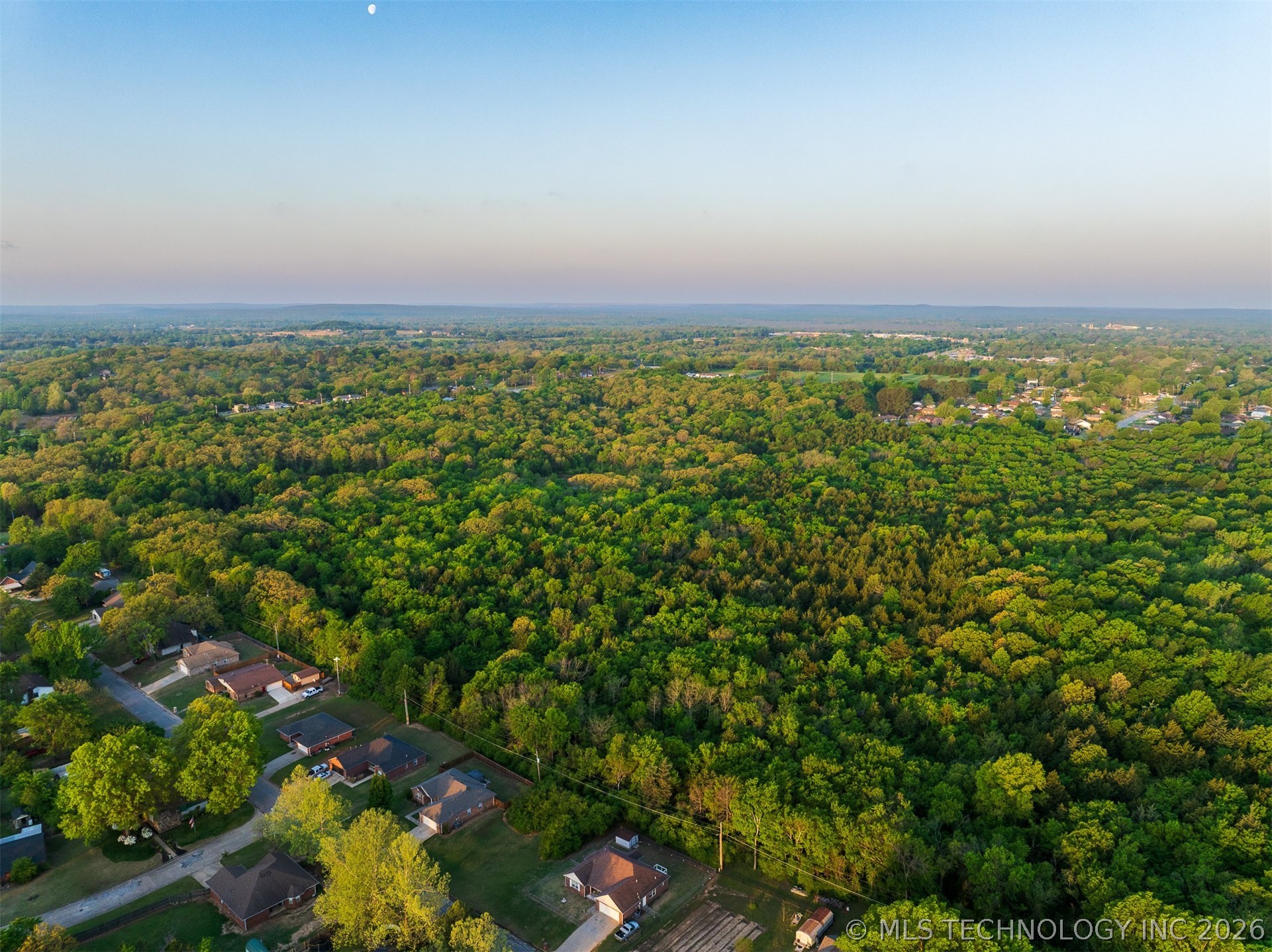 888 Timbercrest Avenue Property Photo 11