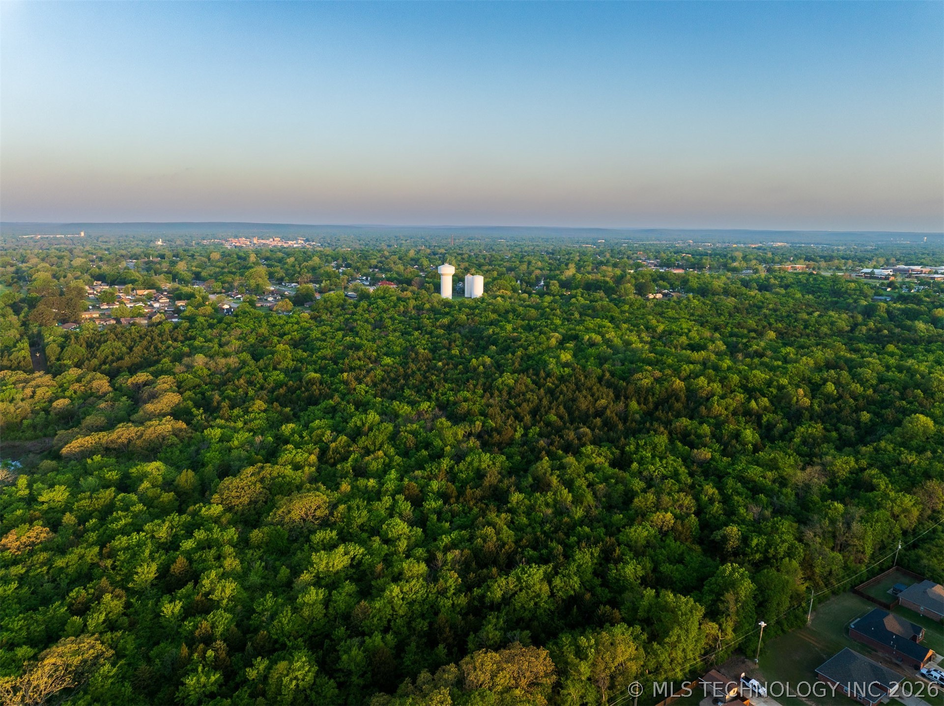888 Timbercrest Avenue Property Photo 12