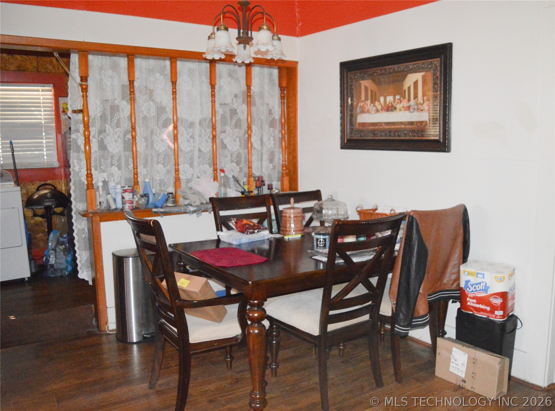 601 N G Street Property Photo 8