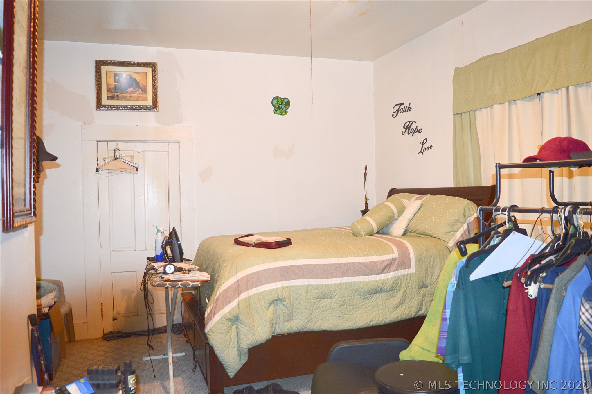 601 N G Street Property Photo 9