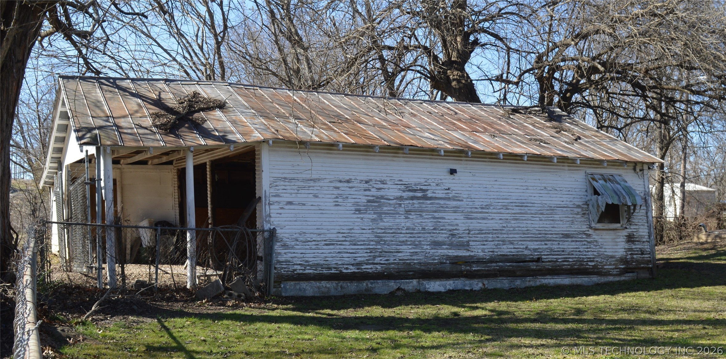 601 N G Street Property Photo 18