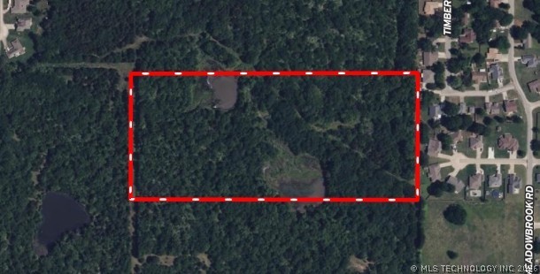 2200 E Southbrook Avenue Property Photo 1