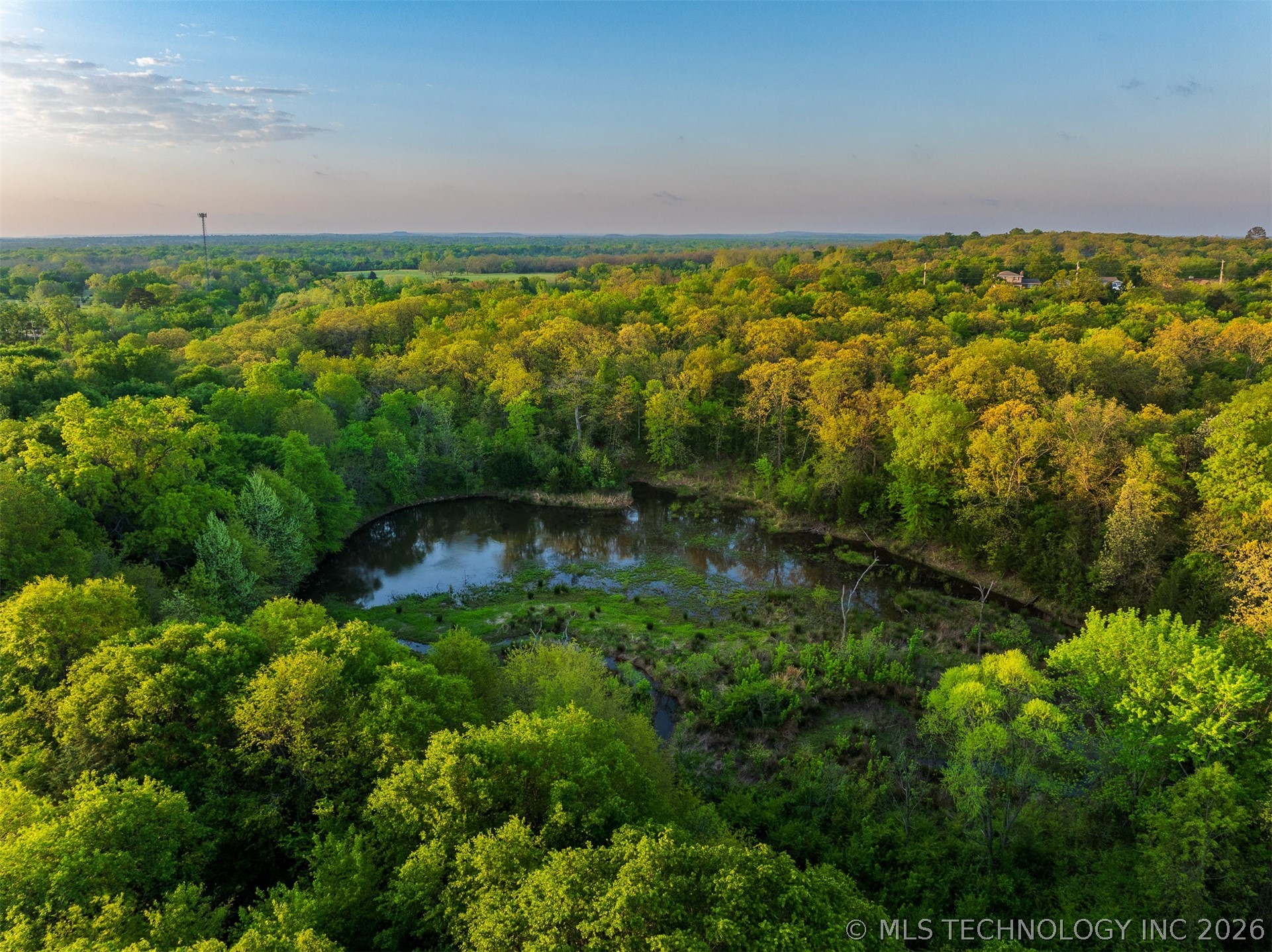 2200 E Southbrook Avenue Property Photo 7