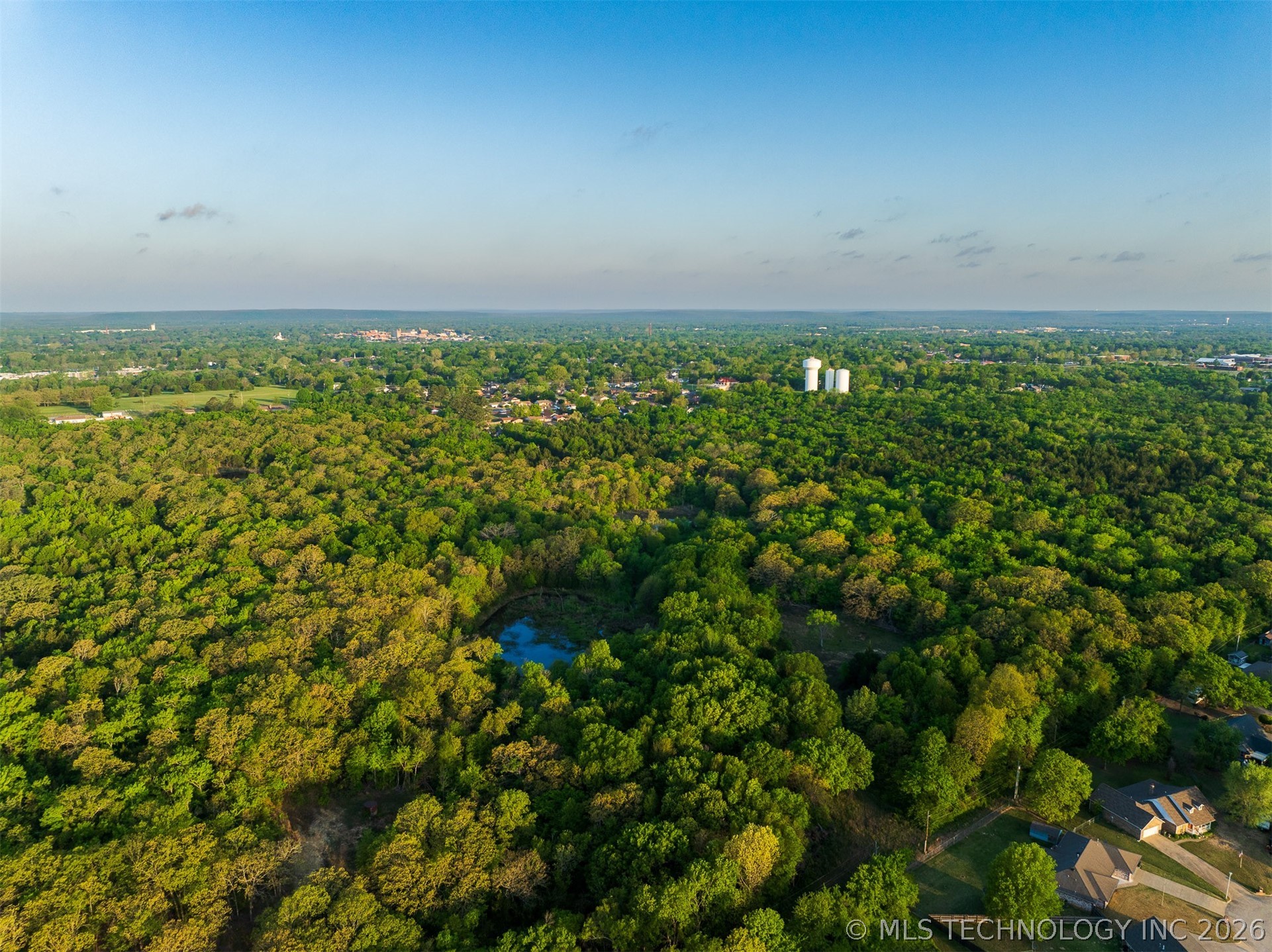 2200 E Southbrook Avenue Property Photo 15