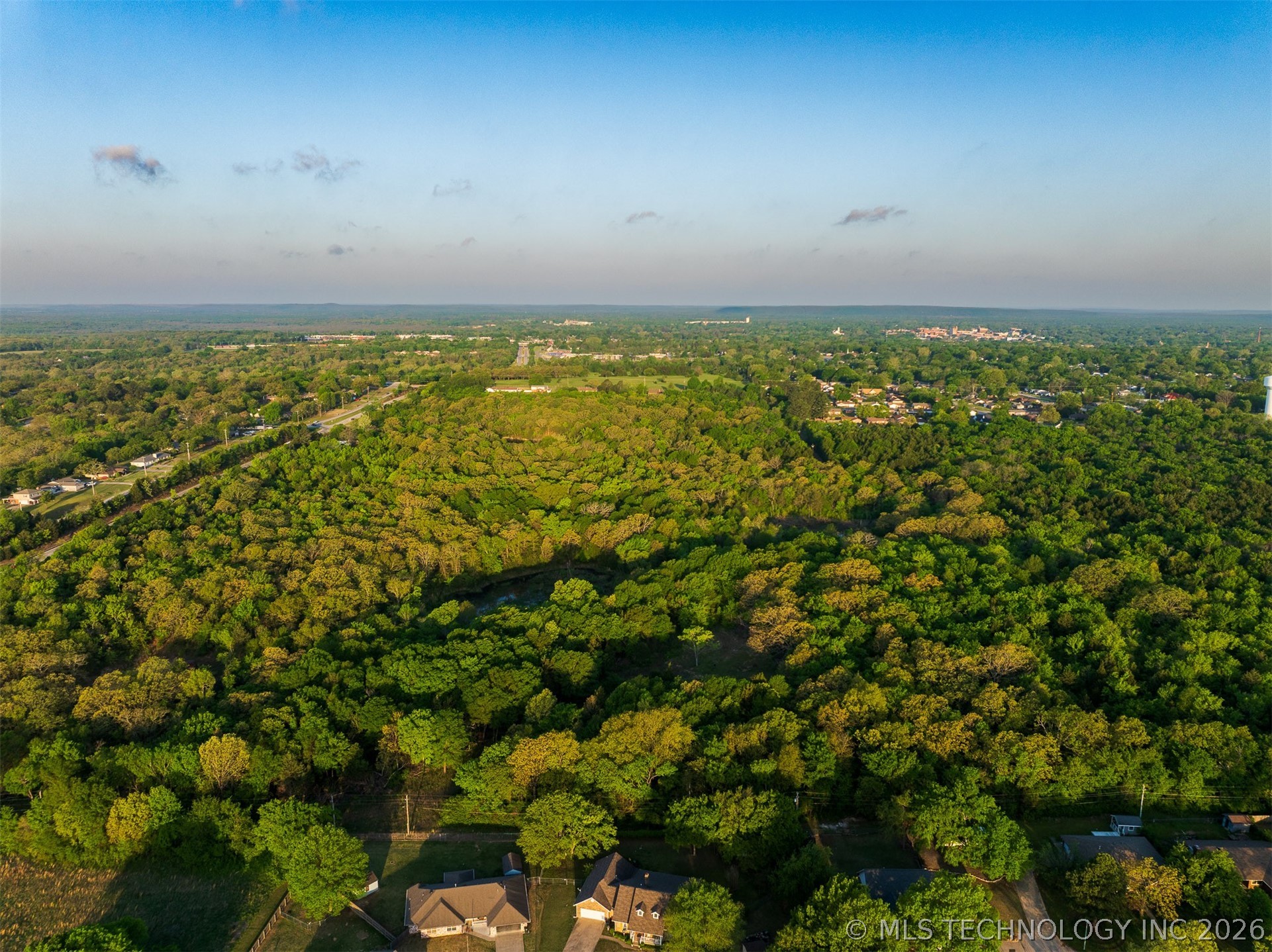 2200 E Southbrook Avenue Property Photo 16