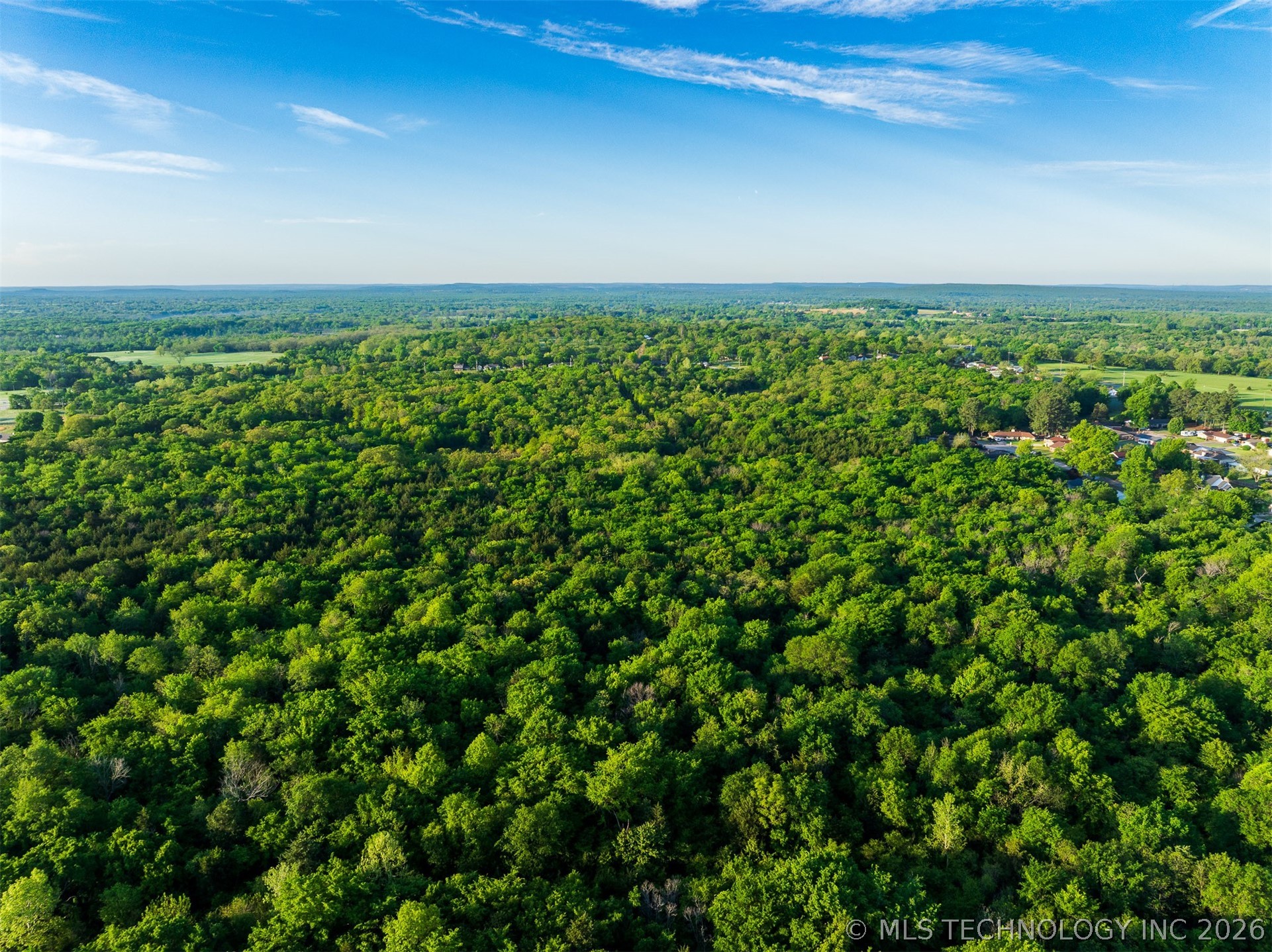 1918 E Crestview Drive Property Photo 27