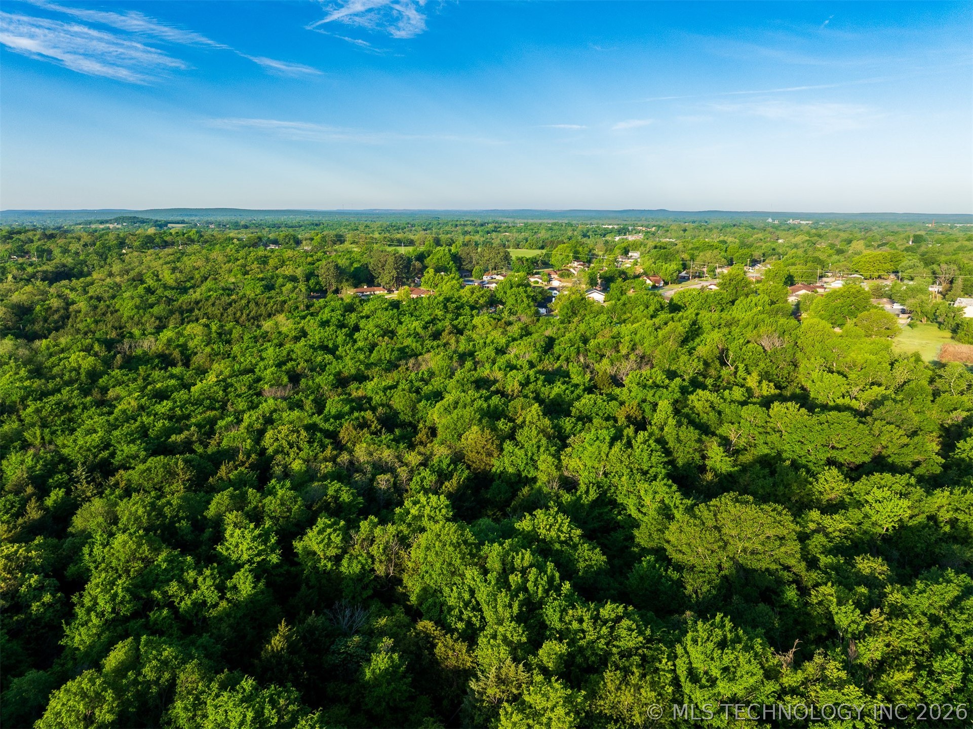 1918 E Crestview Drive Property Photo 30