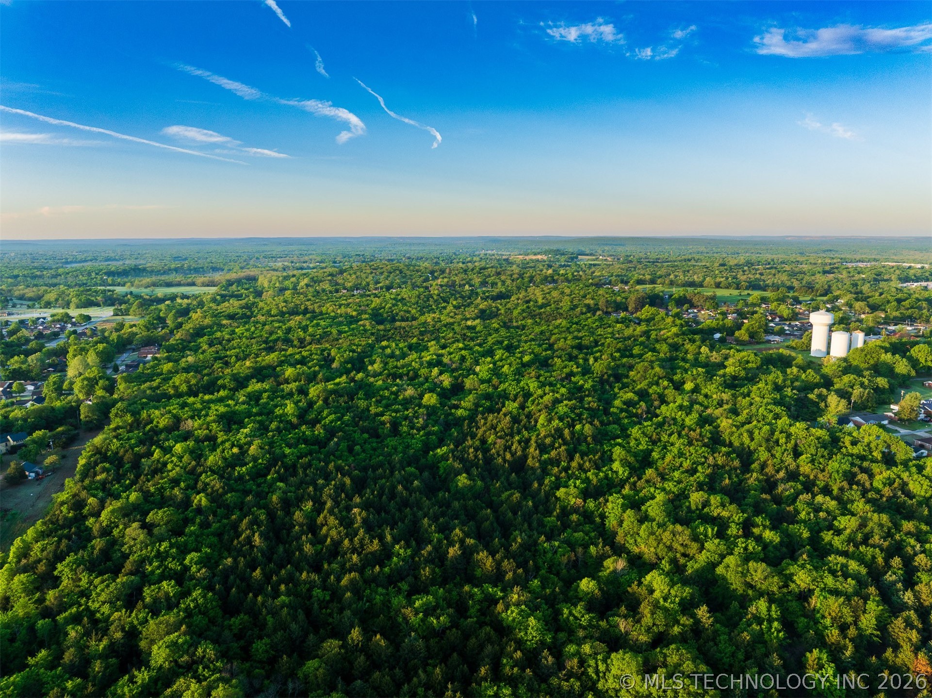 1928 E 9th Street Property Photo 16
