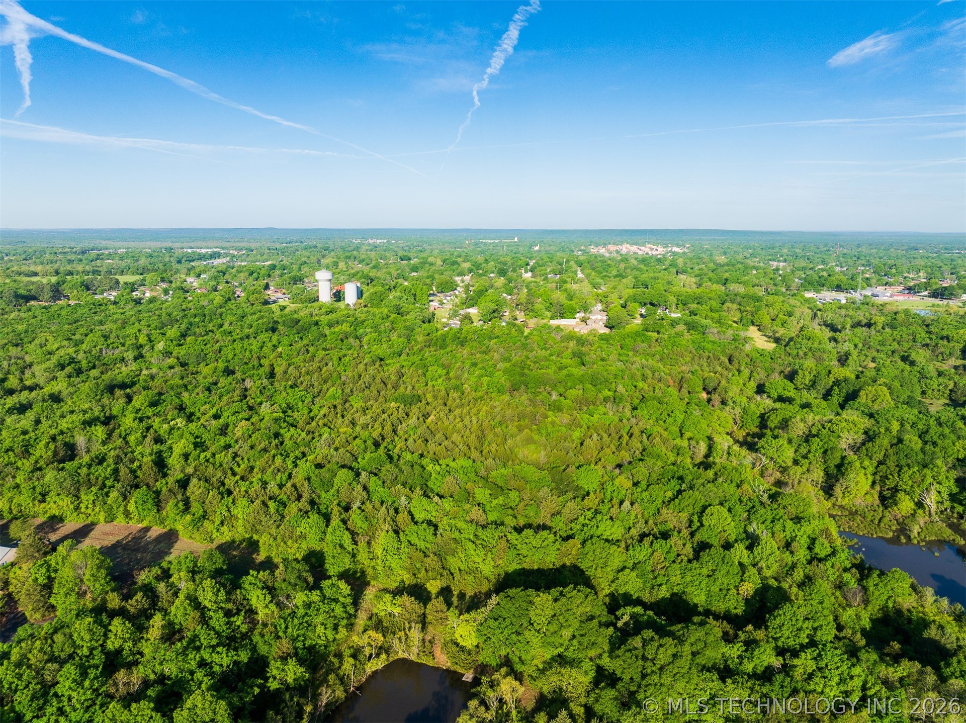 1928 E 9th Street Property Photo 23