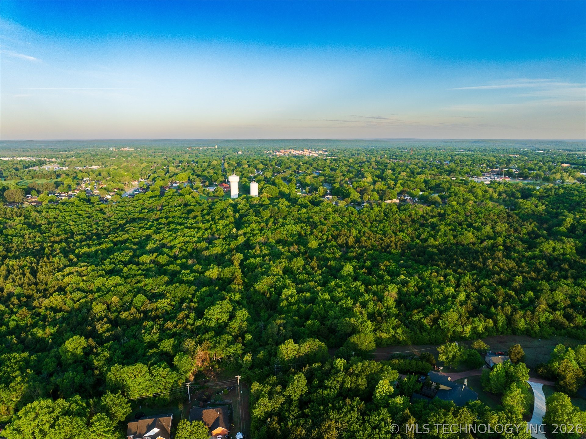 1928 E 9th Street Property Photo 40
