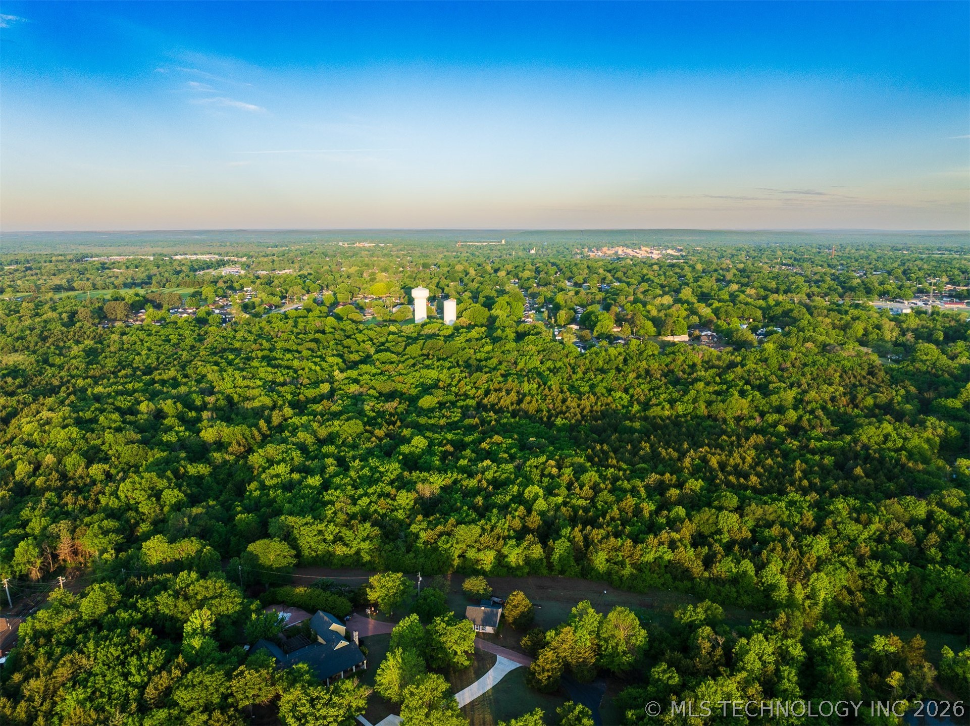 1928 E 9th Street Property Photo 41